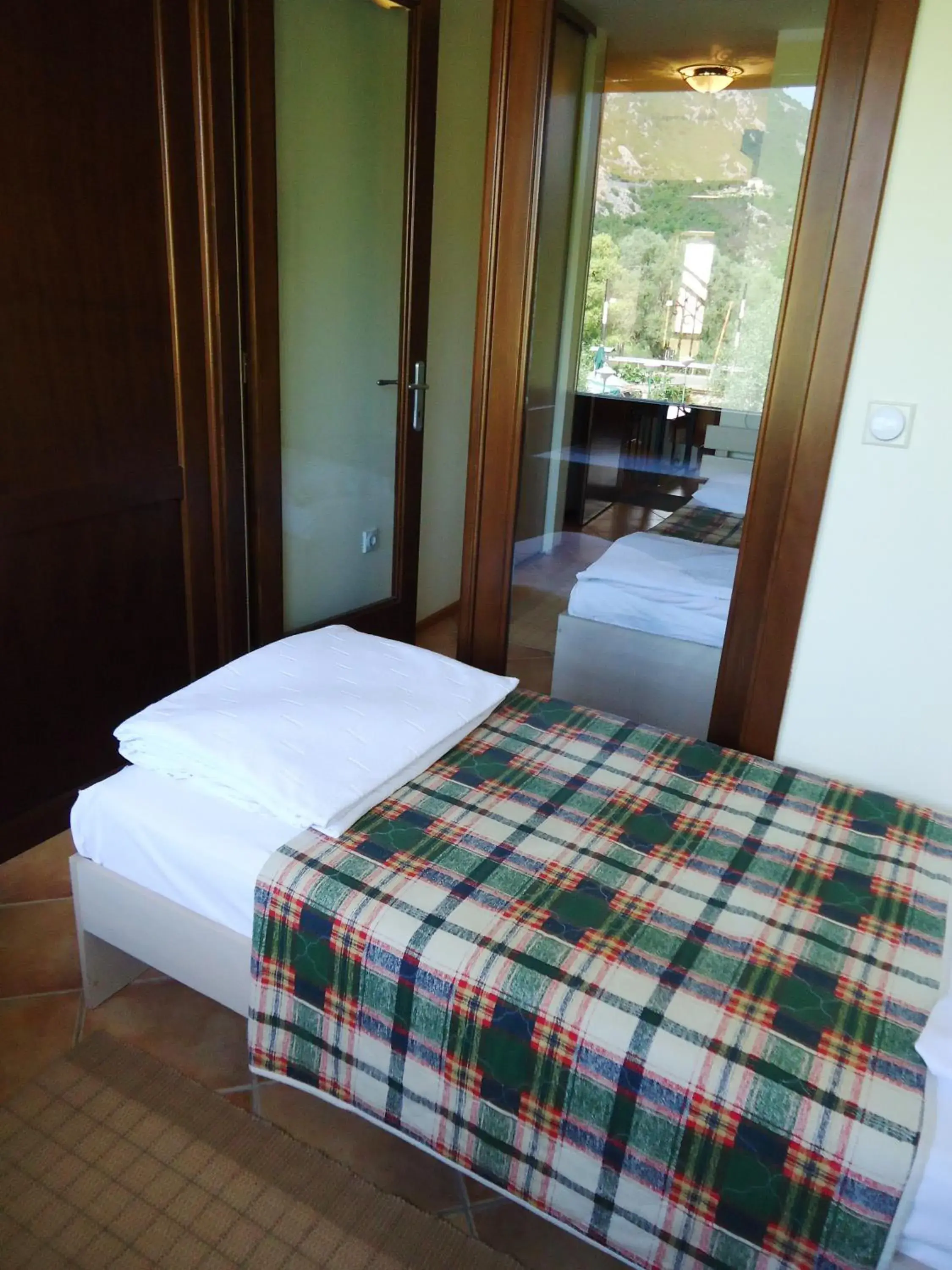 Standard Triple Room in Hotel Pelikan Standard Triple Room in Hotel Pelikan