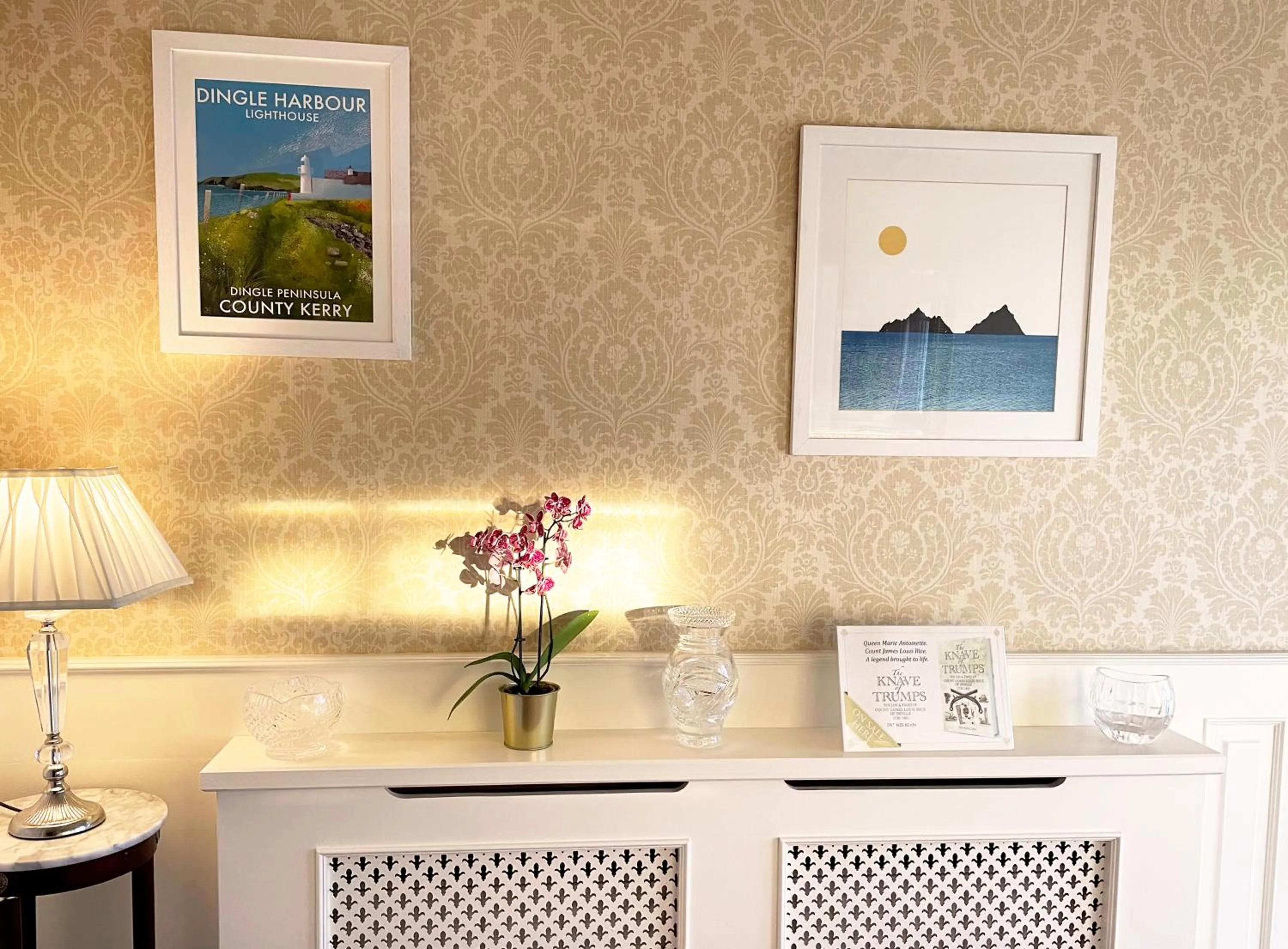 Lobby or reception in Duinin House