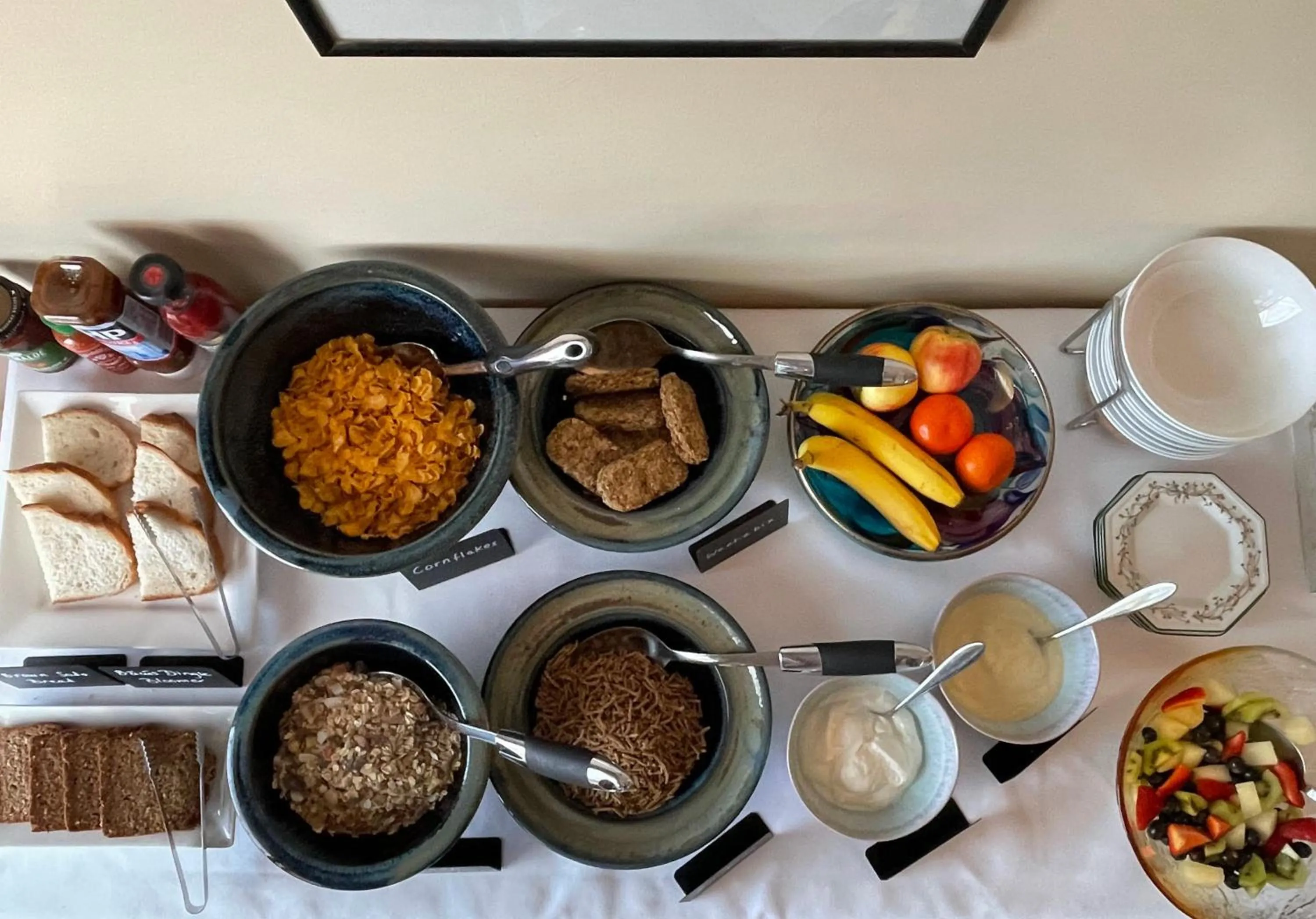 Breakfast in Duinin House