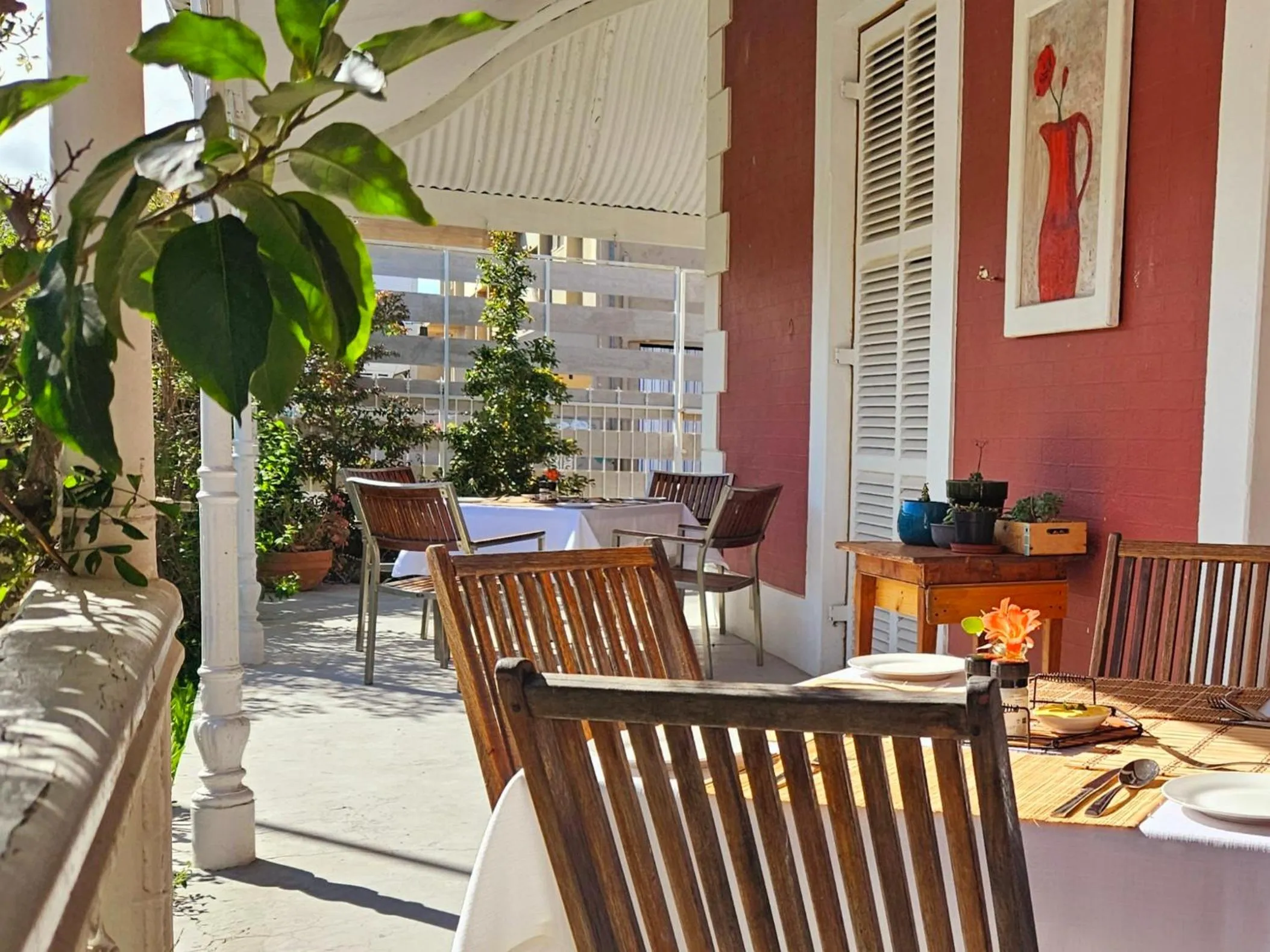 Patio in Kelkiewyn Guesthouse Caledon