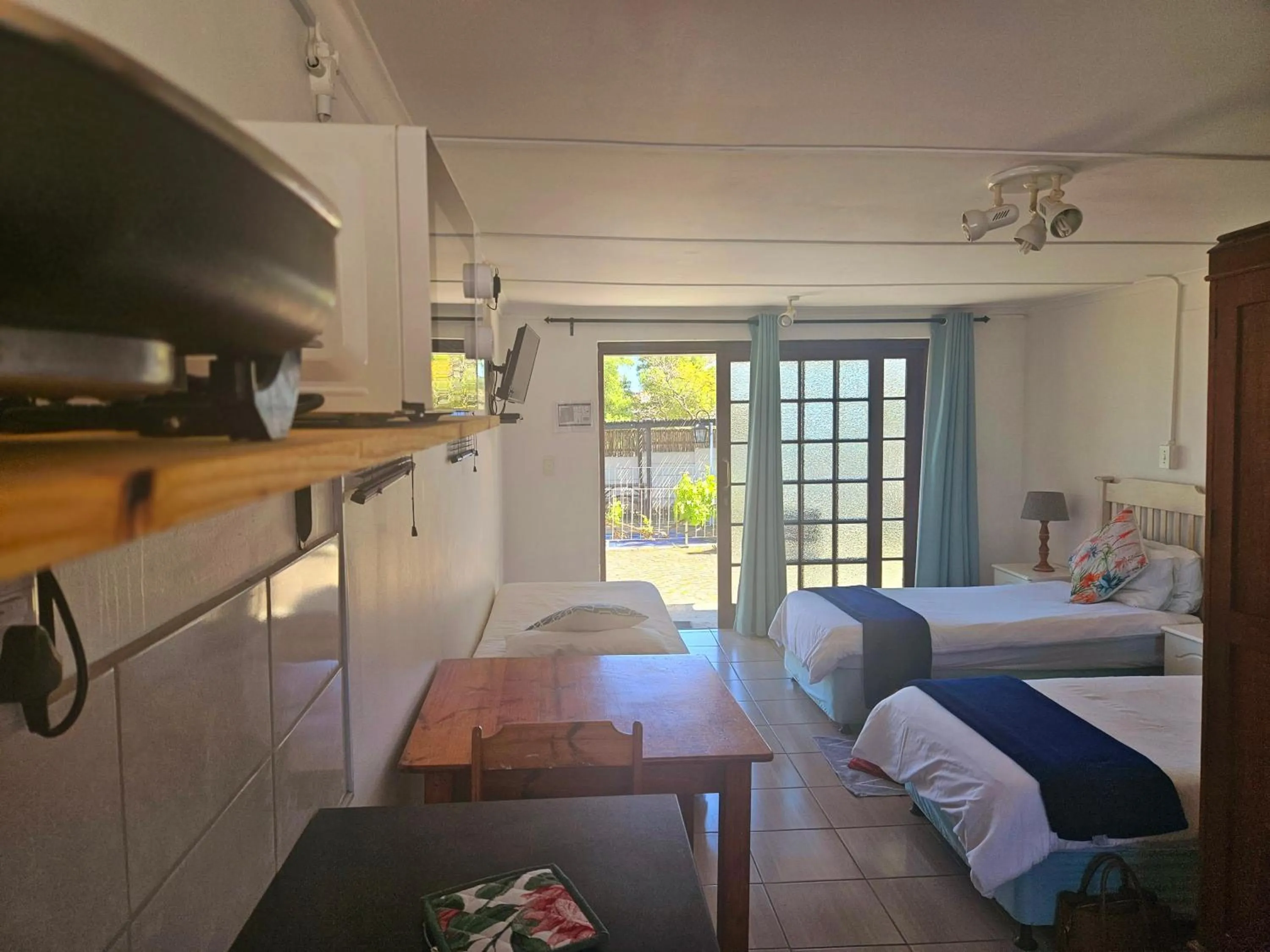 Bedroom, Bed in Kelkiewyn Guesthouse Caledon