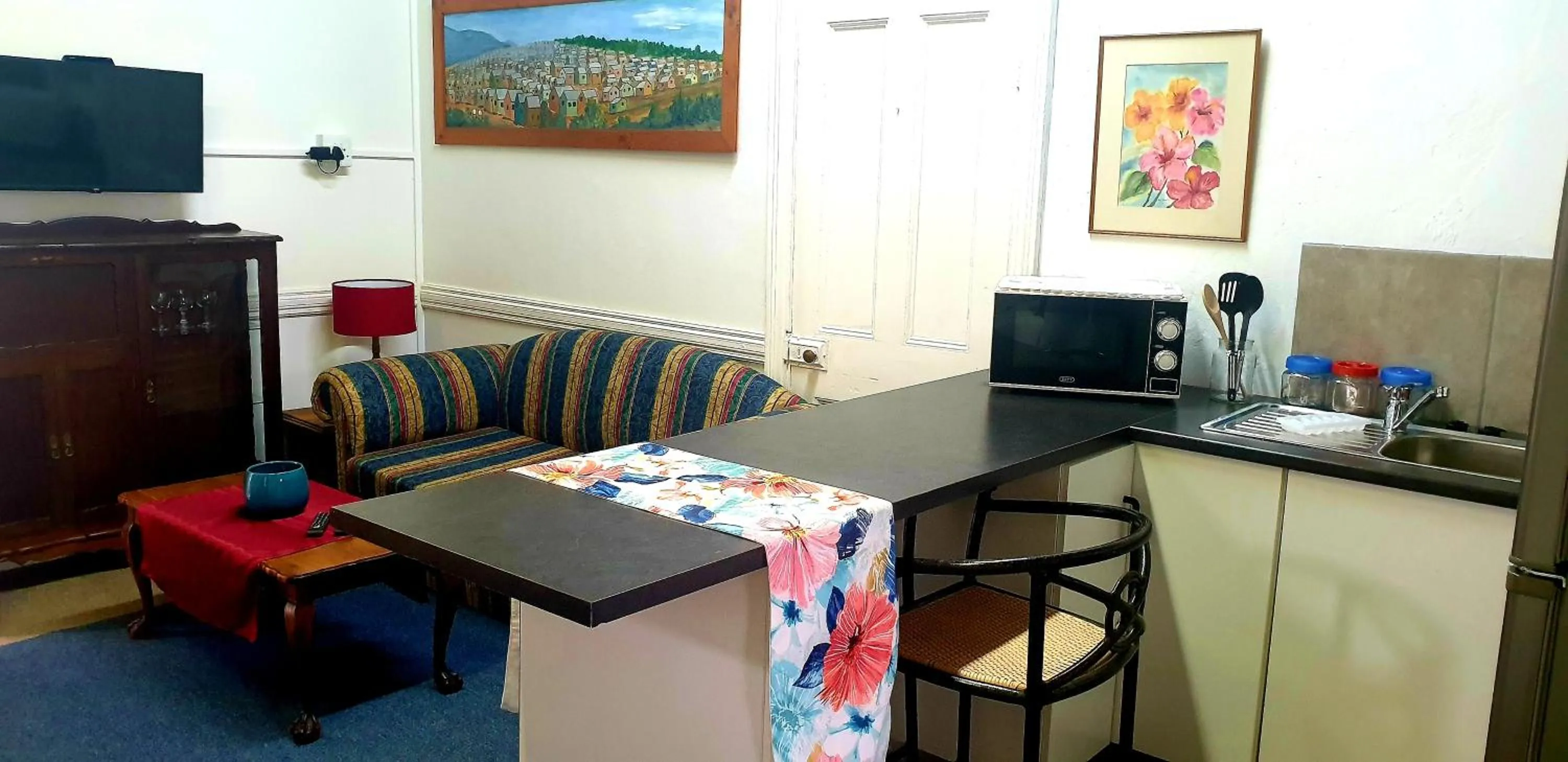 TV and multimedia in Kelkiewyn Guesthouse Caledon