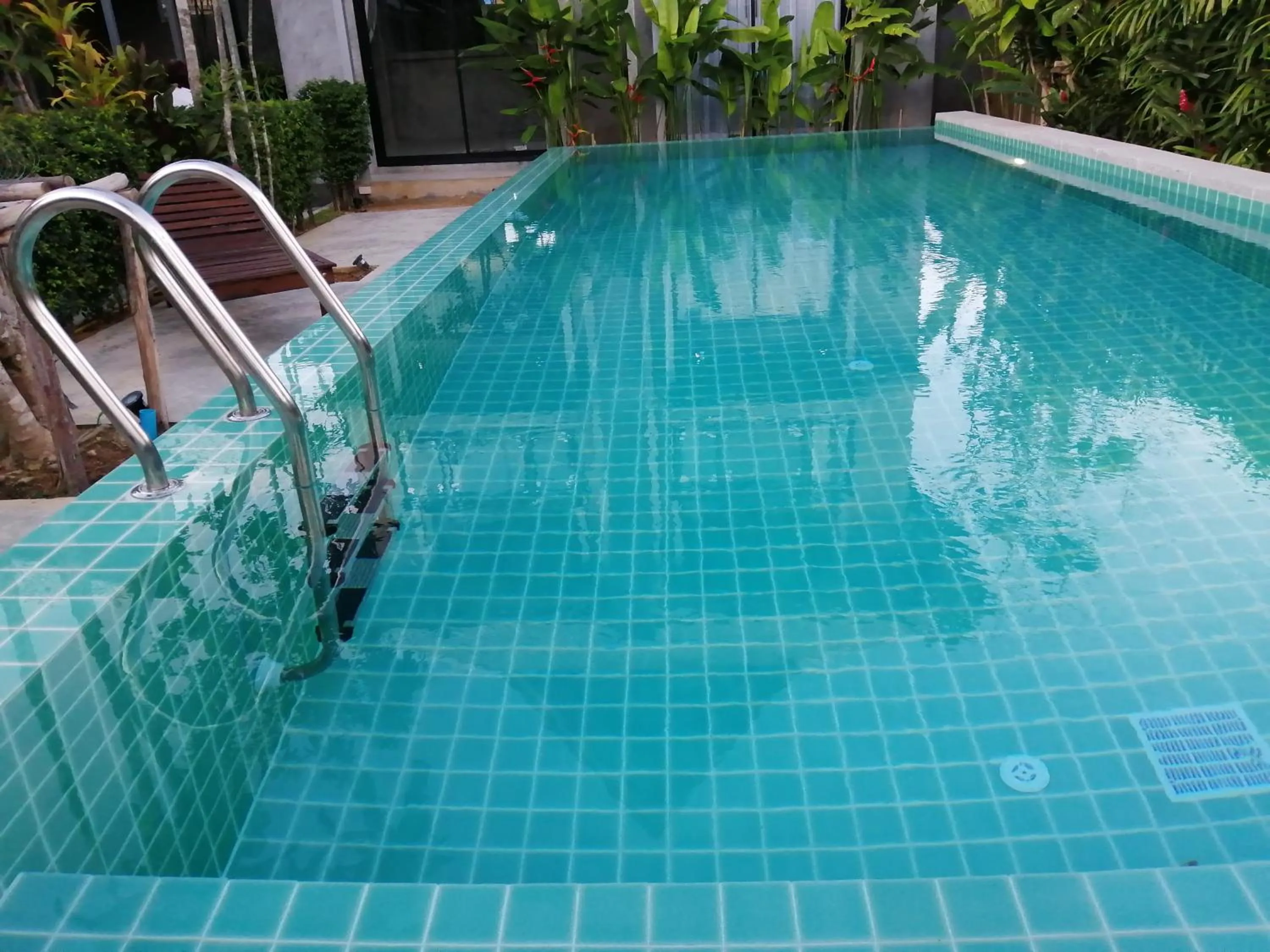 Pool view in JR Place