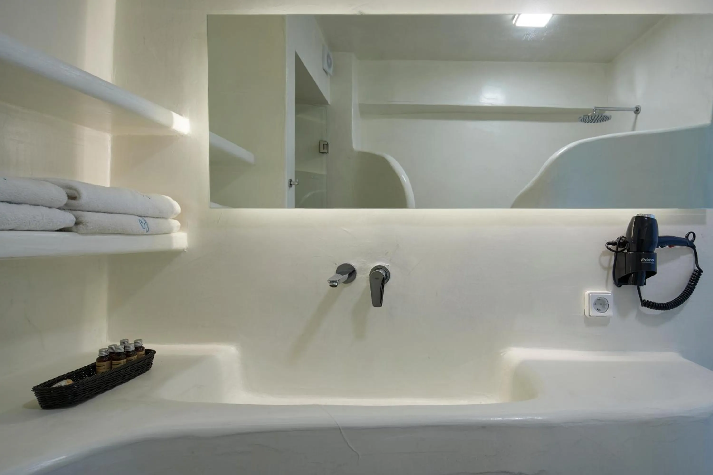 Bathroom in Santorini View