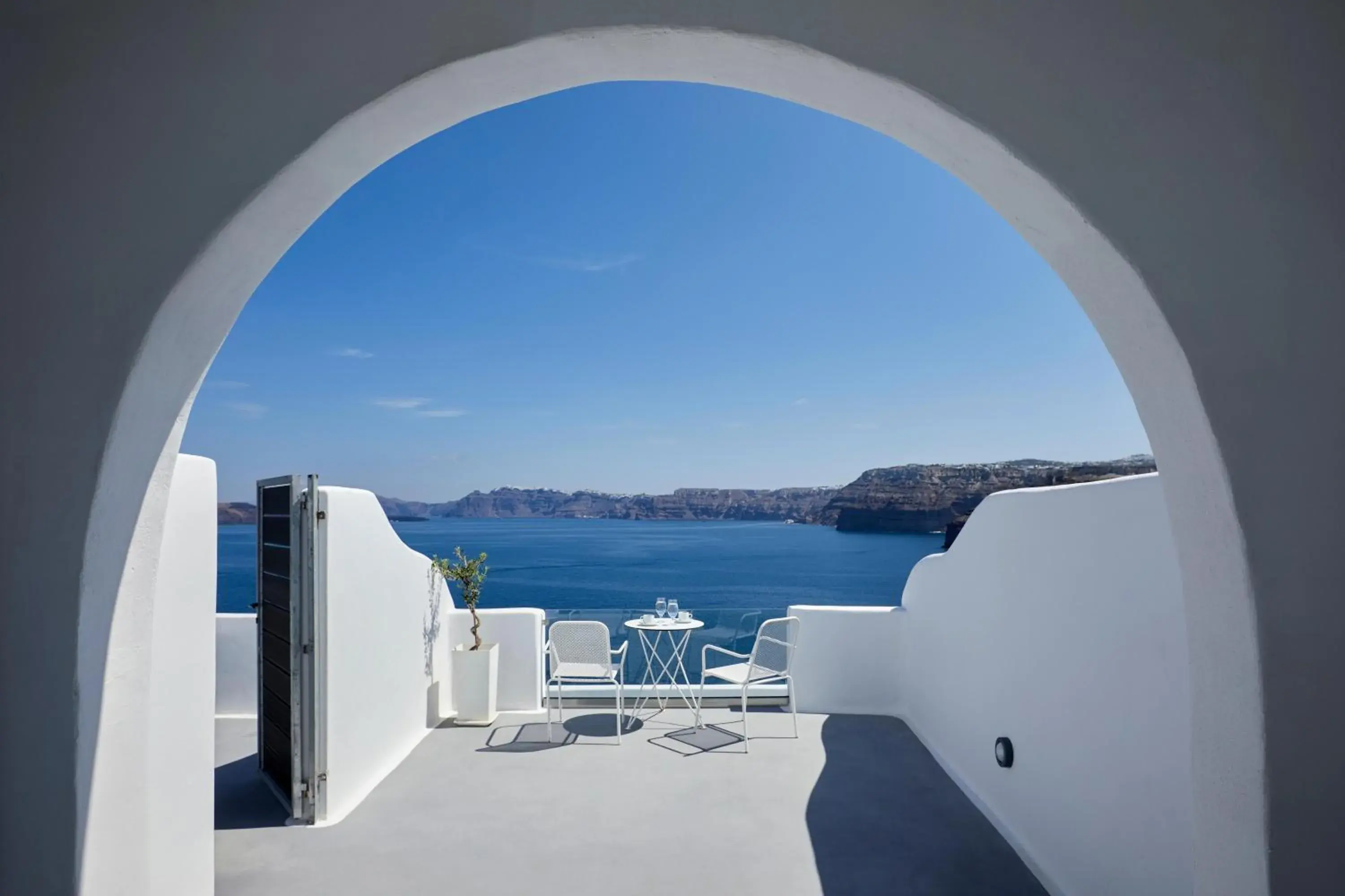 Deluxe Double Room with Panoramic Caldera View in Santorini View Deluxe Double Room with Panoramic Caldera View in Santorini View