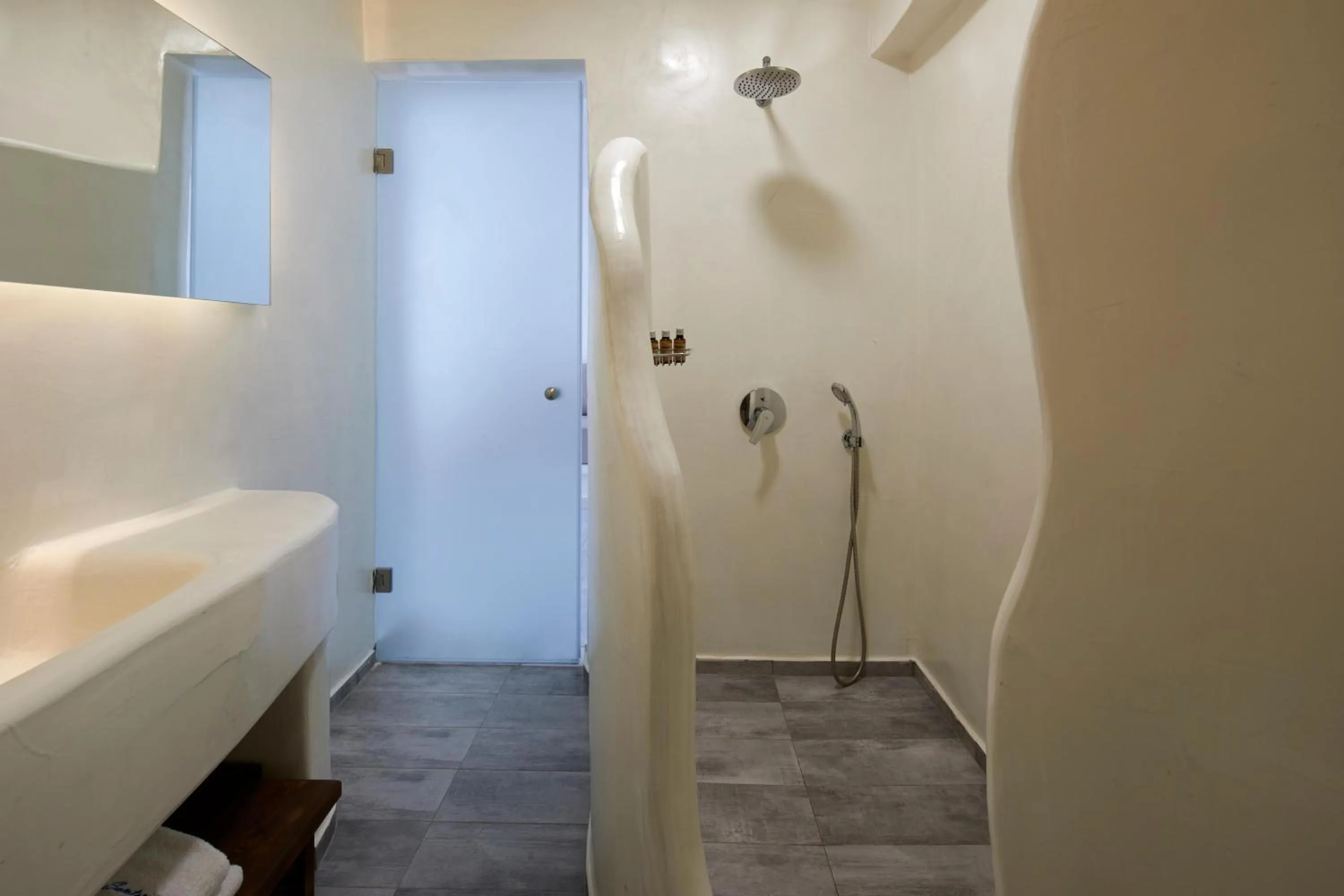 Bathroom in Santorini View