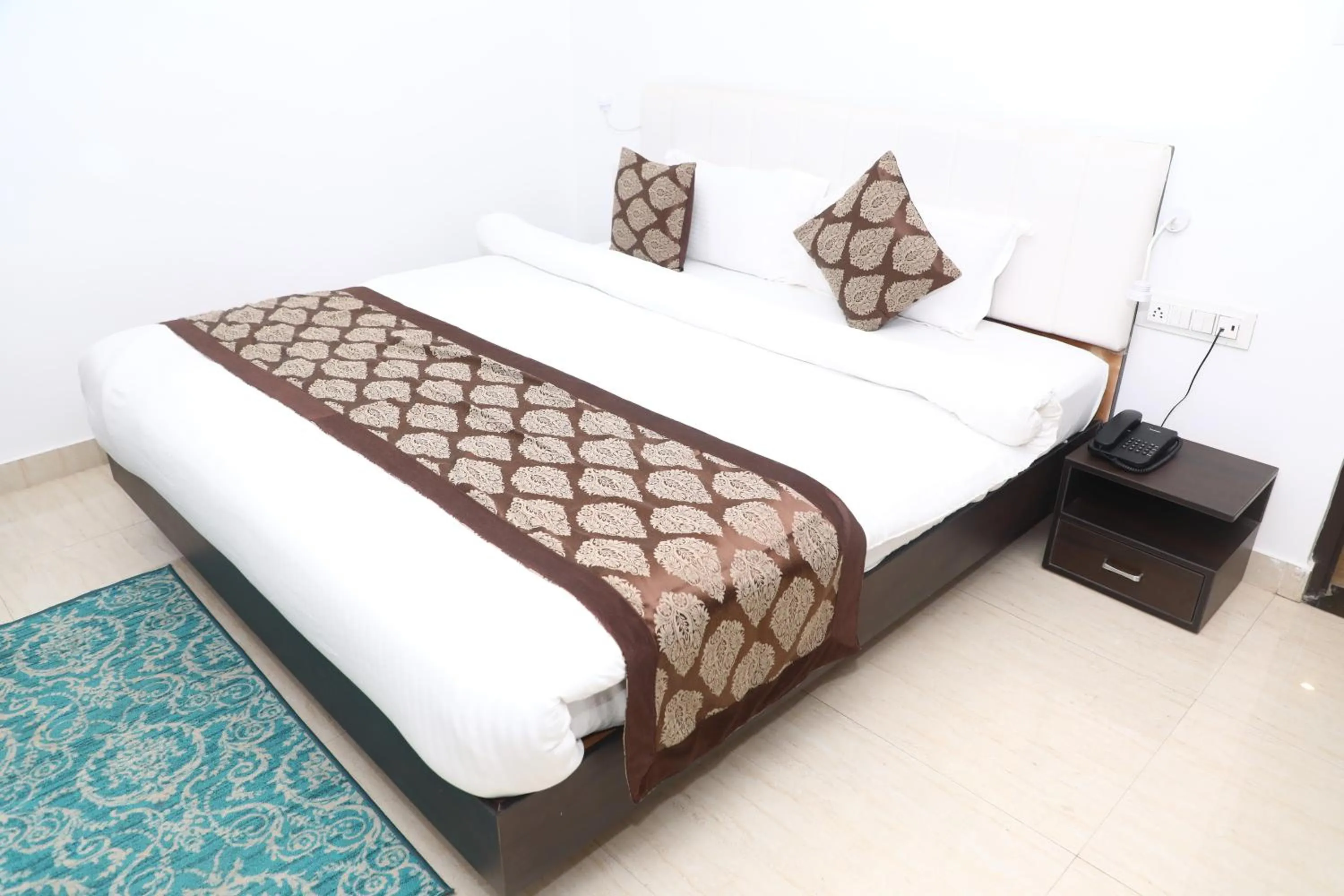 Bed in Satkar Retreat - Udaipur