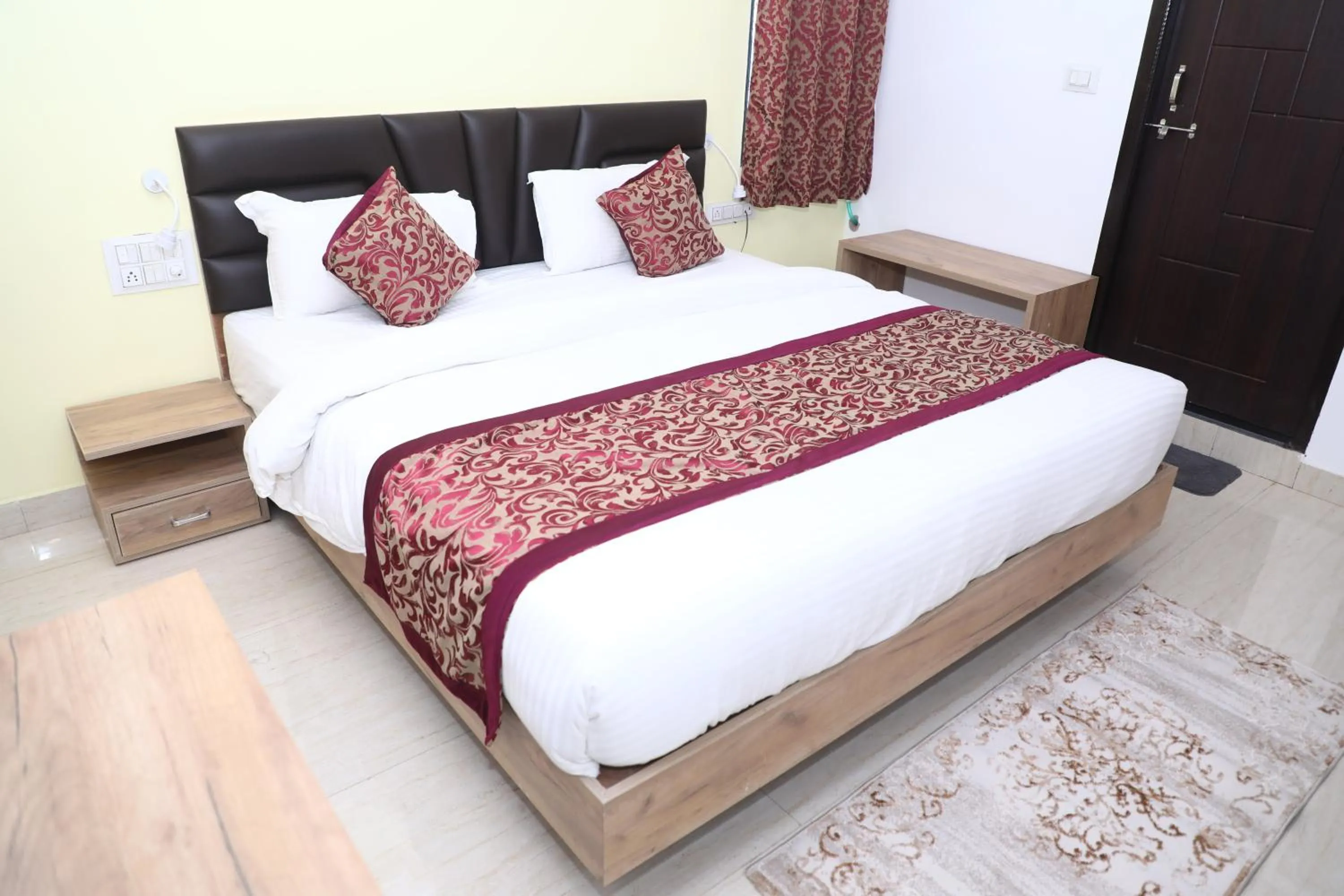 Bed in Satkar Retreat - Udaipur