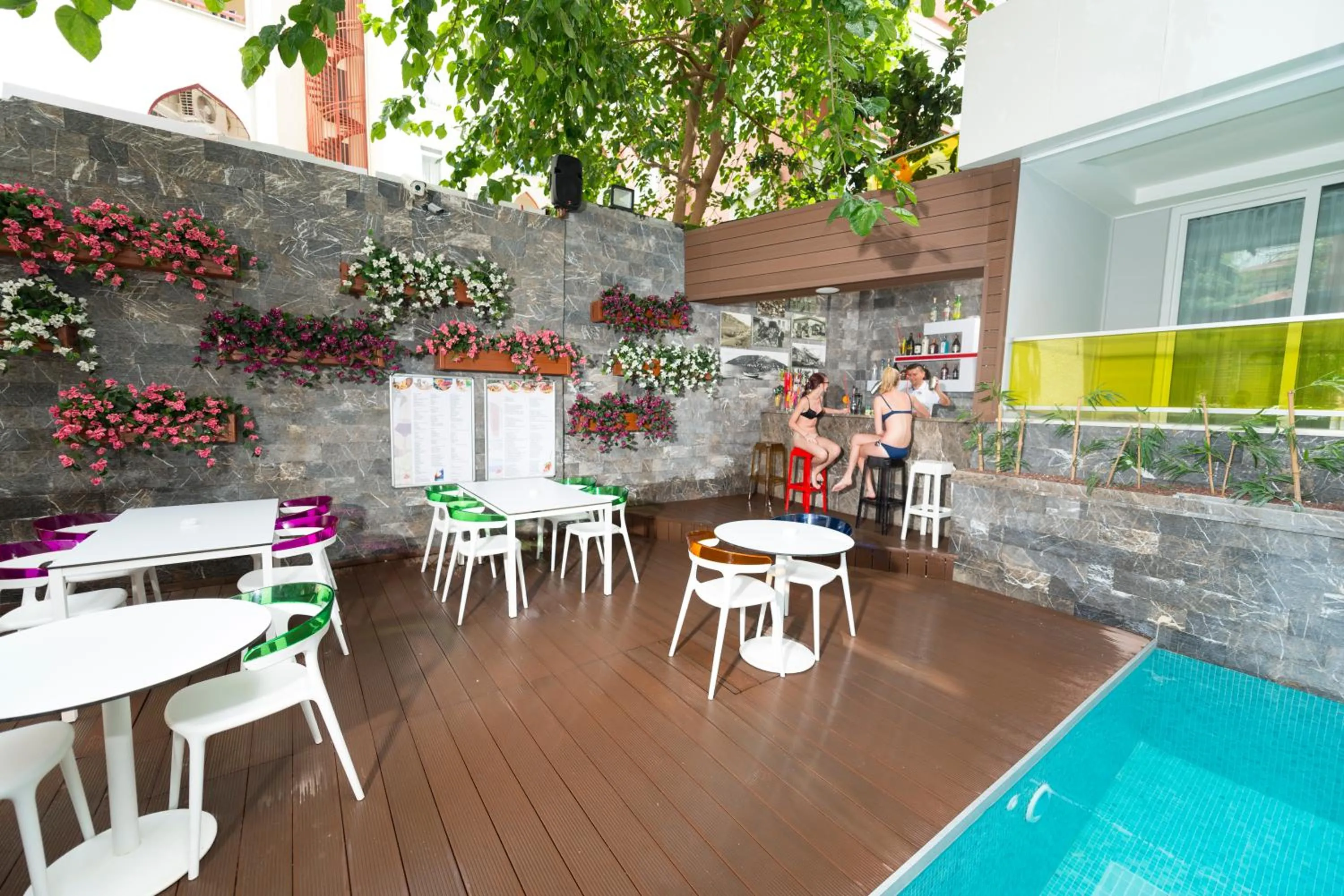 People in Kleopatra Suit Hotel