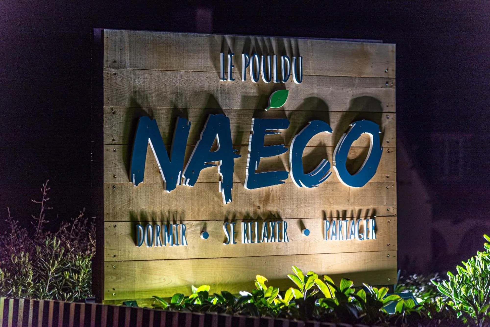 Property logo or sign in Naéco Le Pouldu