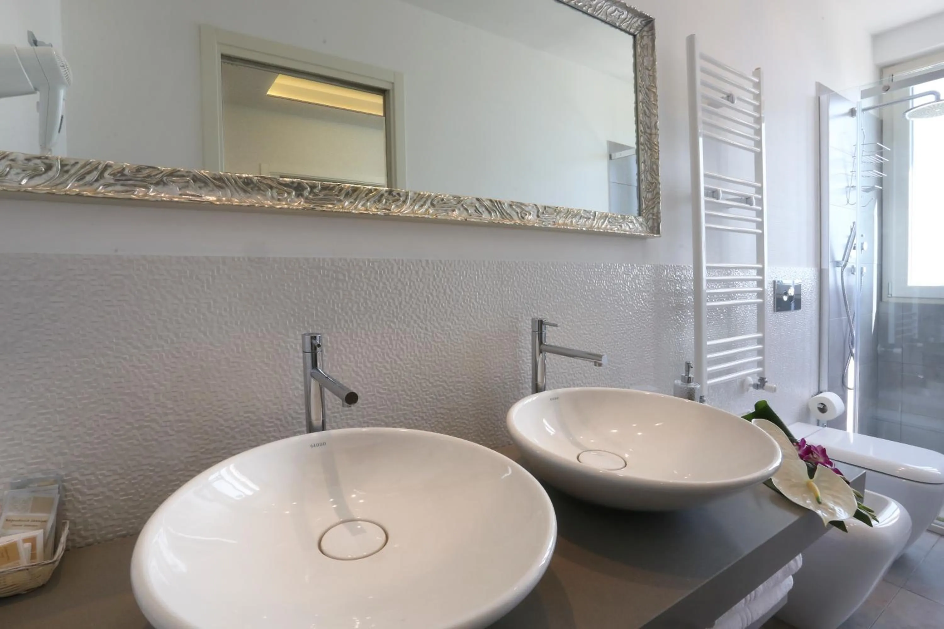 Bathroom in Hotel Riviera