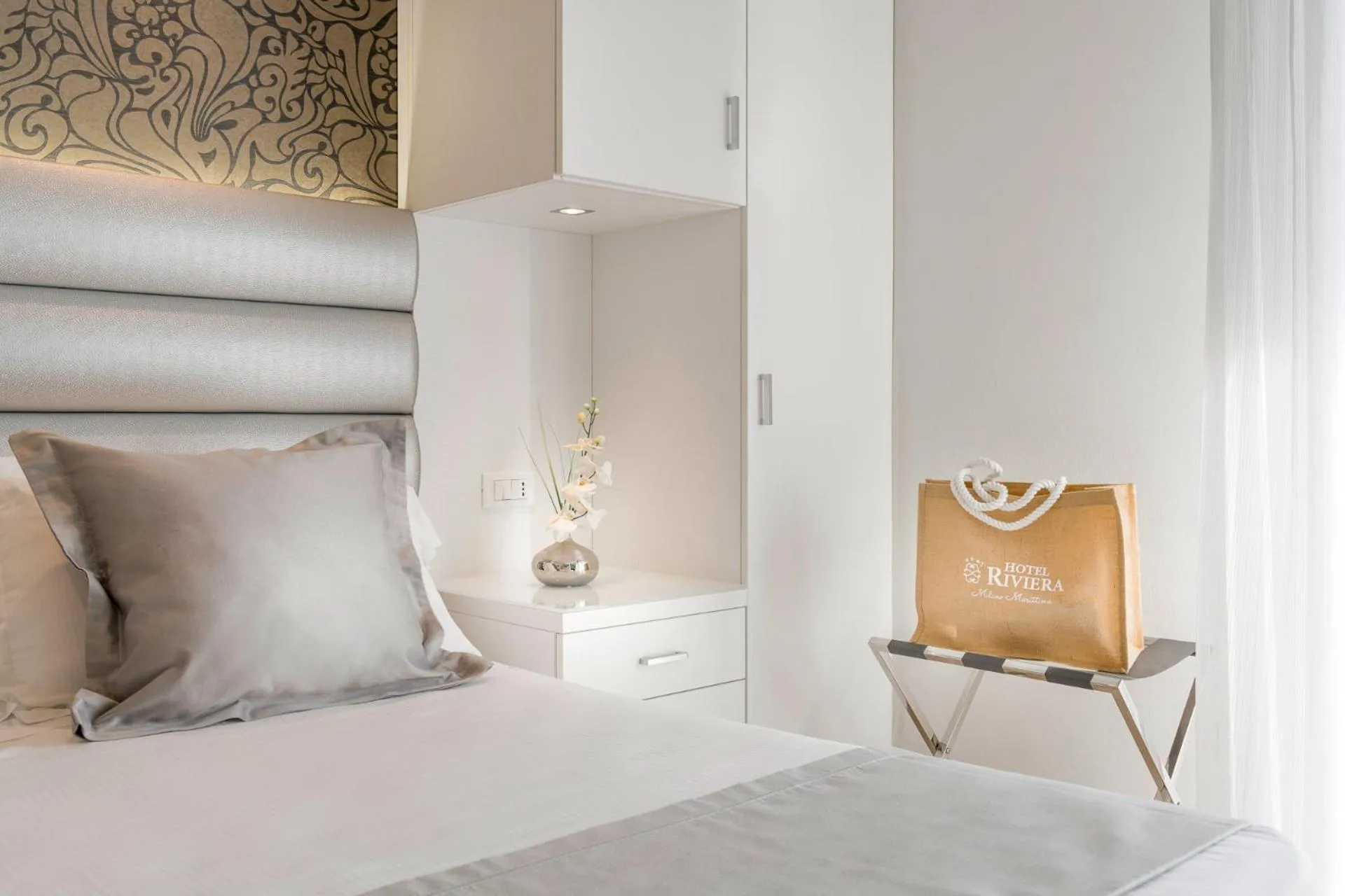 Bedroom, Bed in Hotel Riviera