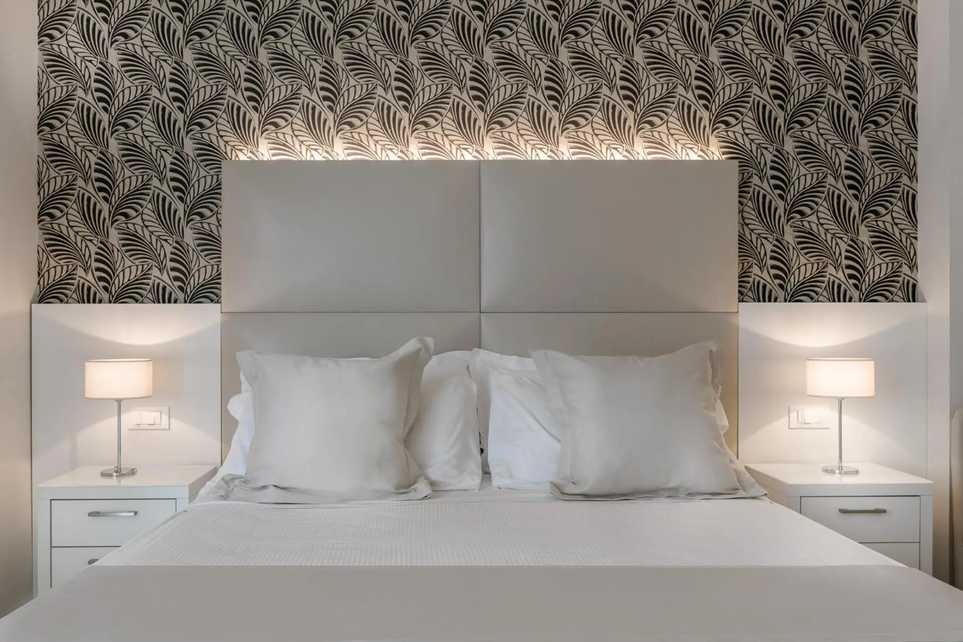 Bedroom, Bed in Hotel Riviera