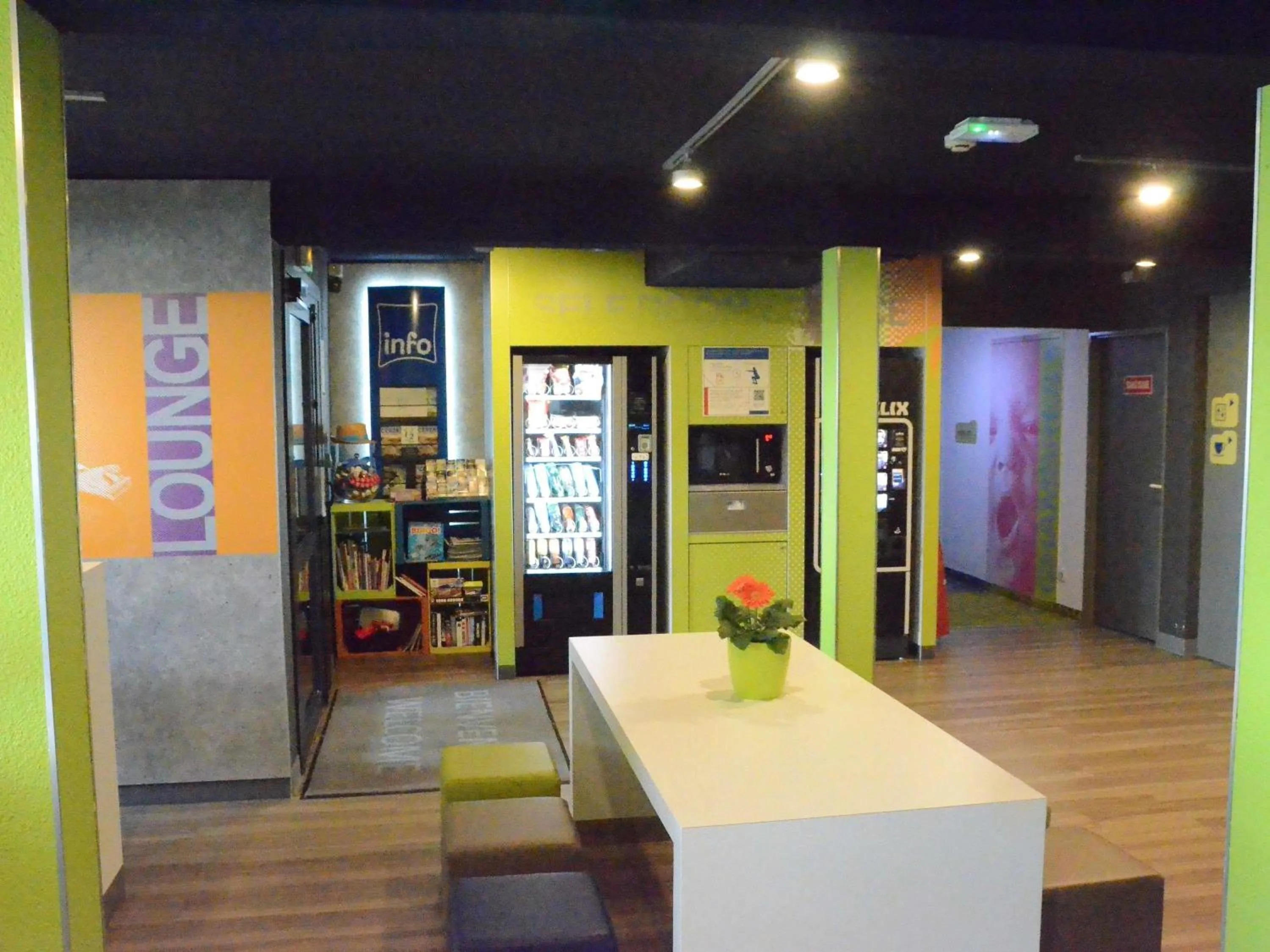 Property building in ibis budget Rouen Nord Isneauville