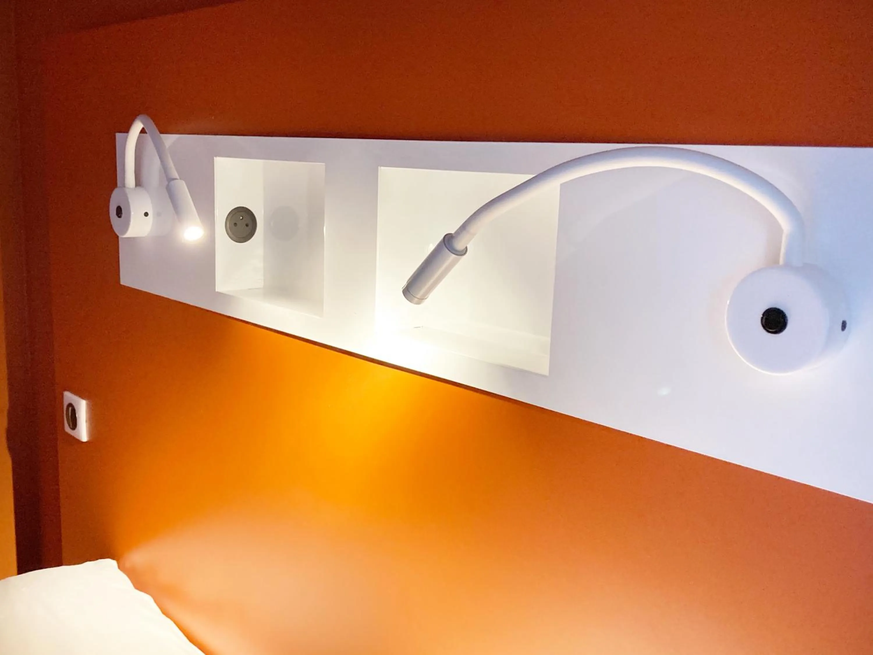 Decorative detail in ibis budget Rouen Nord Isneauville