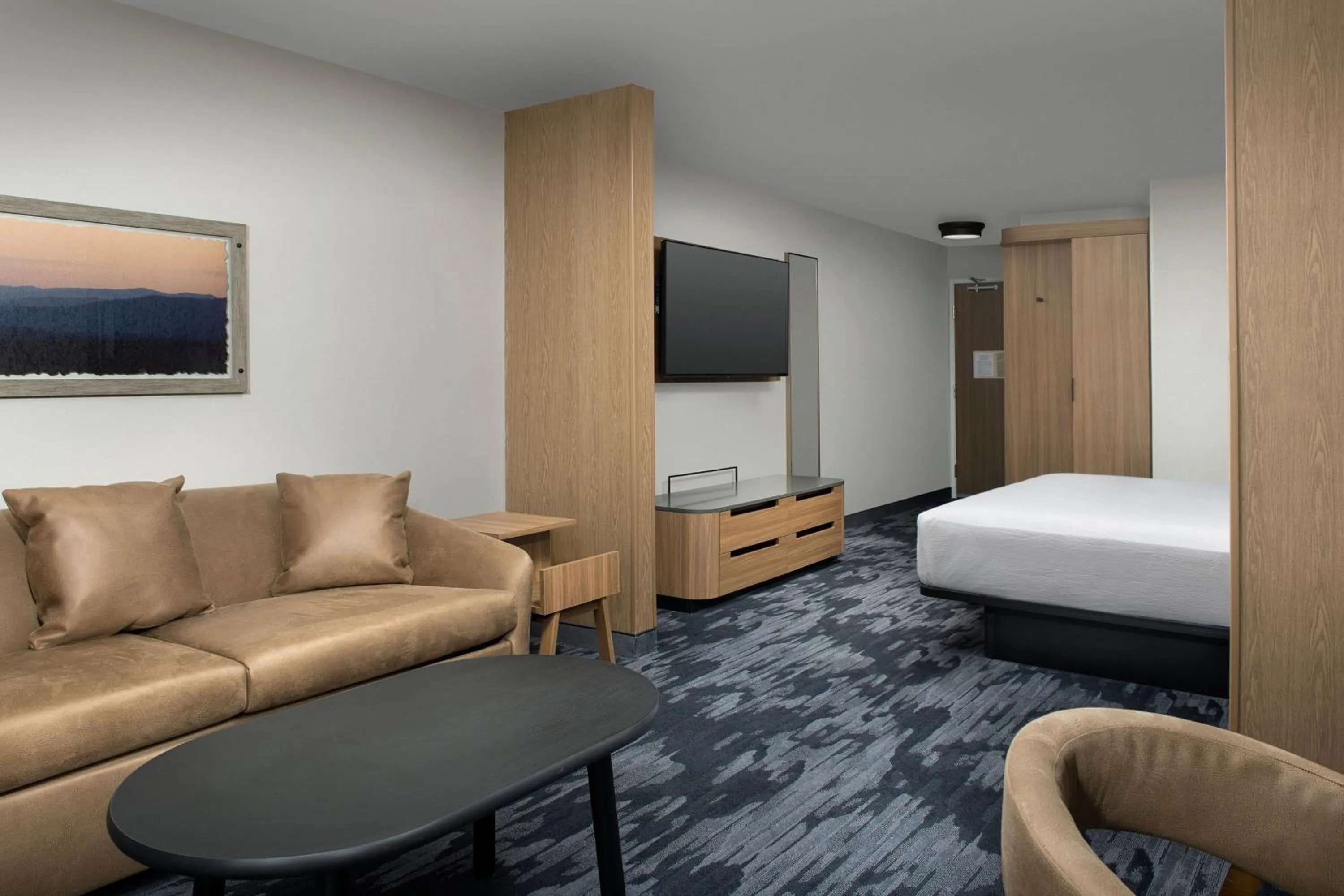 Photo of the whole room, Bed in Fairfield Inn & Suites by Marriott Appleton