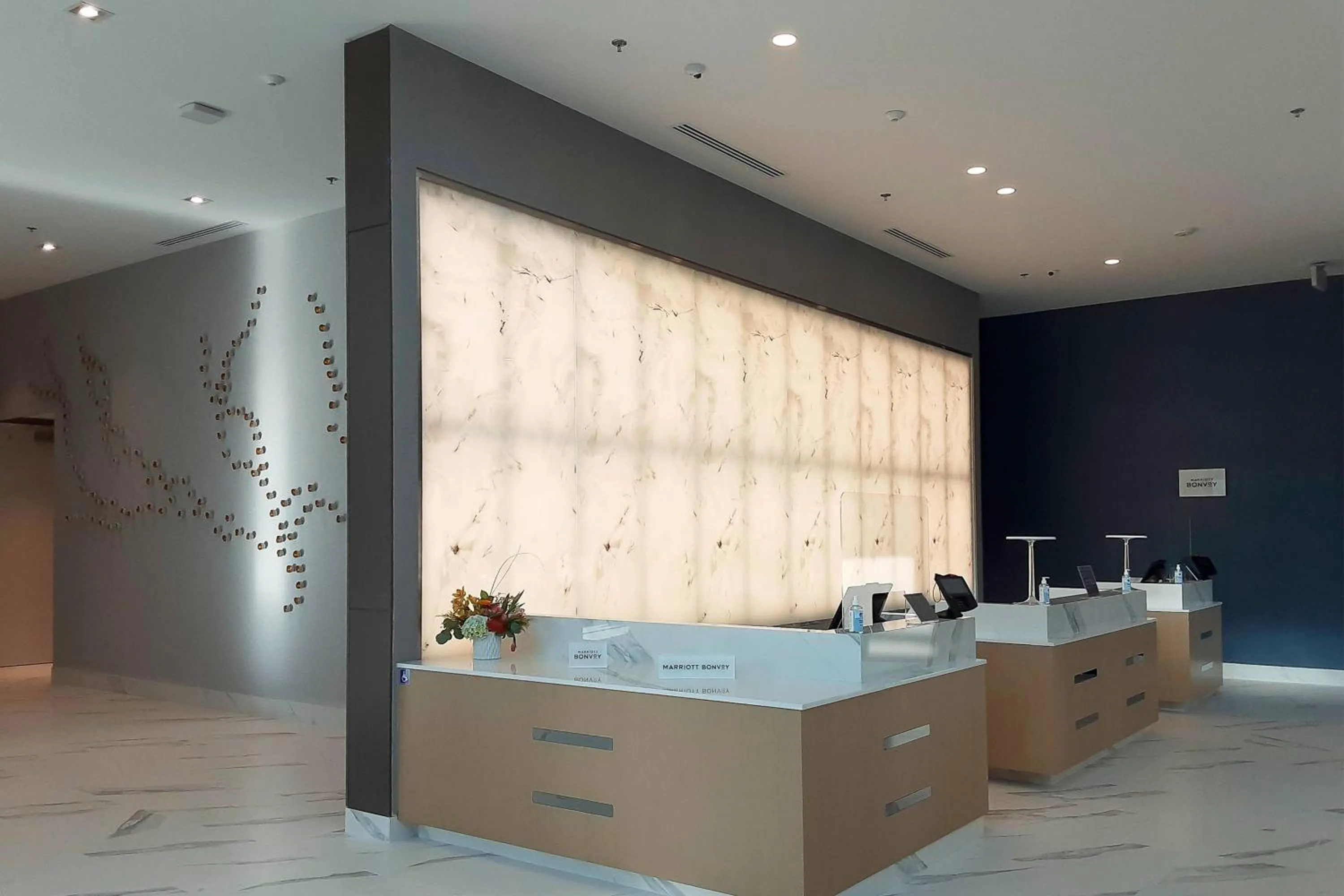 Lobby or reception in Courtyard by Marriott Los Angeles Monterey Park