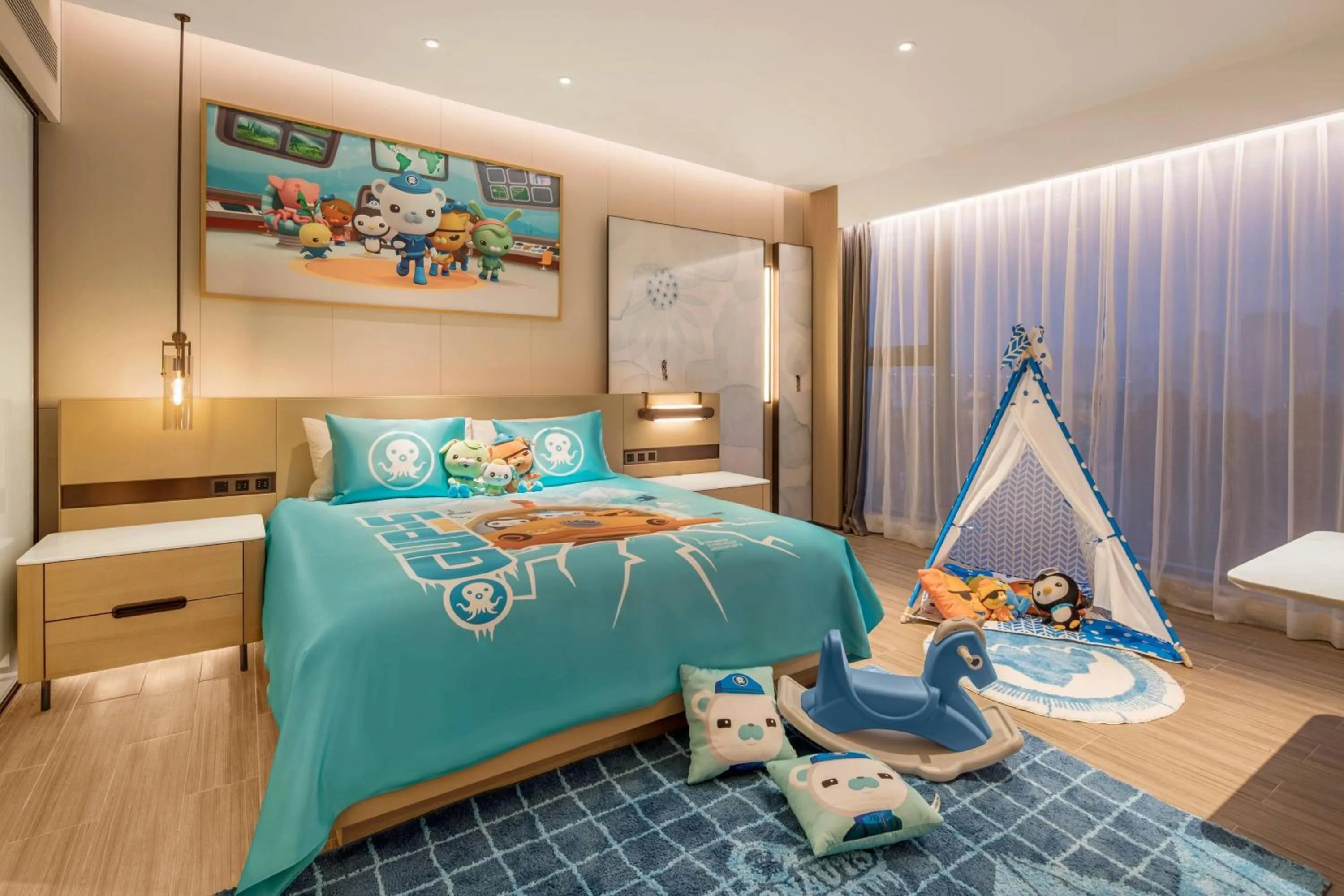 Photo of the whole room, Bed in Suining Marriott Hotel