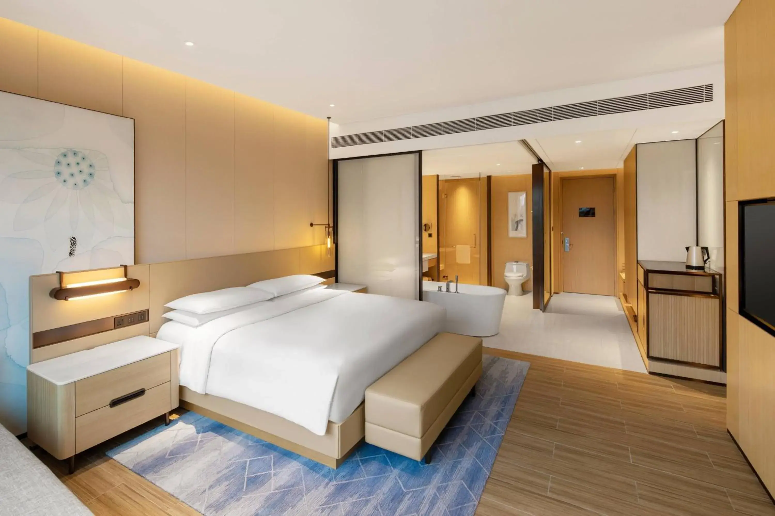 King Room with River View - single occupancy in Suining Marriott Hotel King Room with River View - single occupancy in Suining Marriott Hotel