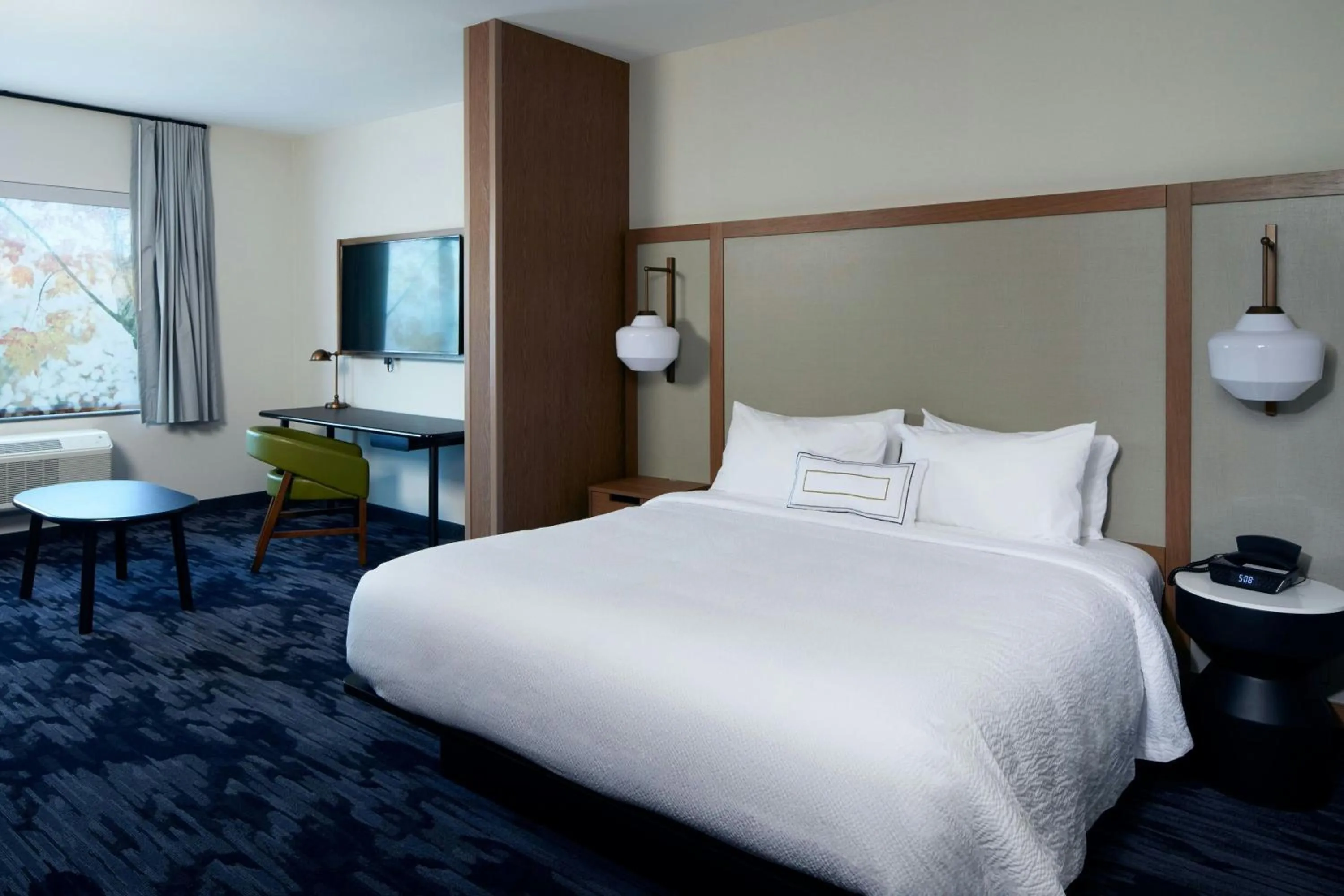 Photo of the whole room, Bed in Fairfield Inn & Suites by Marriott Riverside Moreno Valley