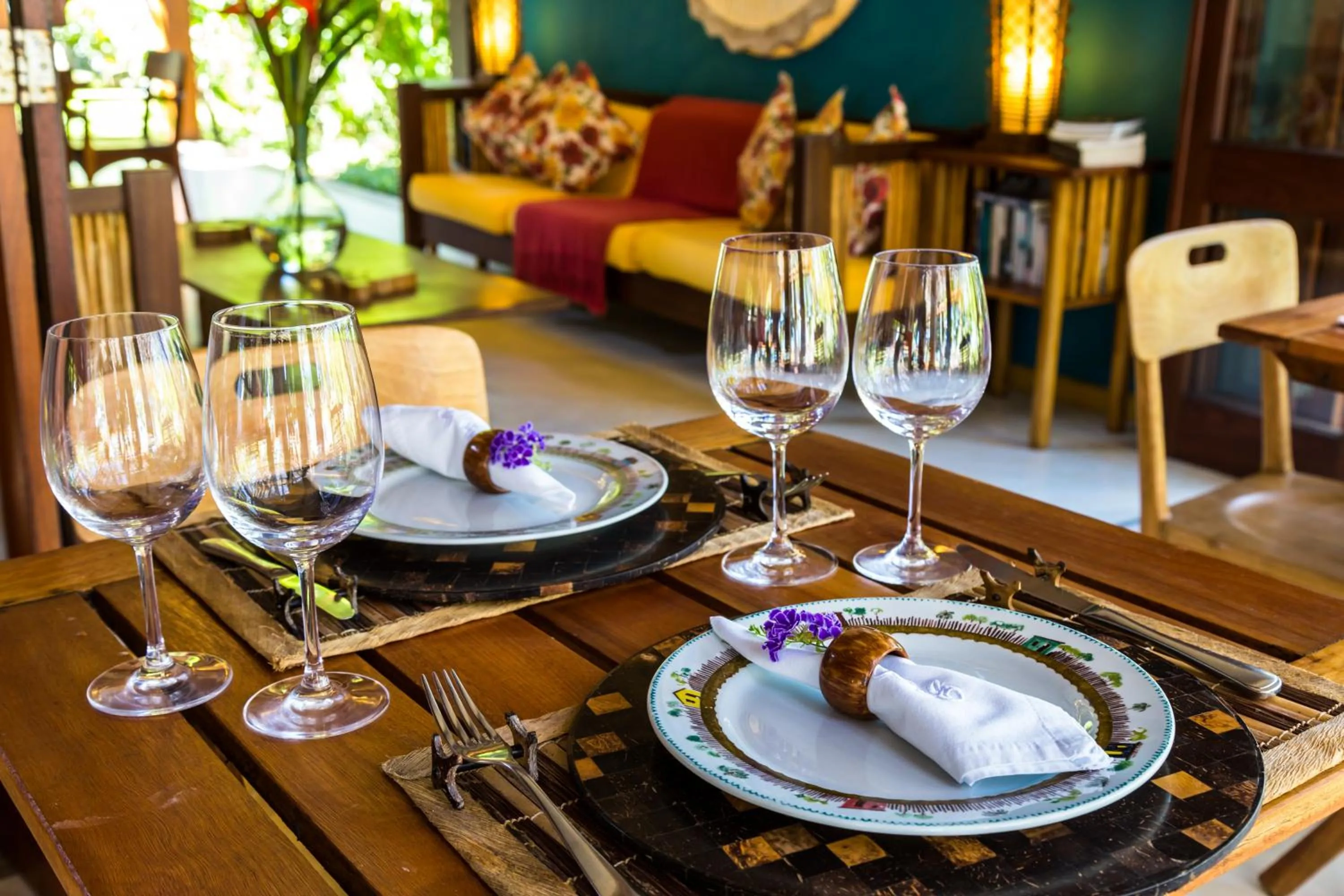 Restaurant/places to eat in Pousada Enseada do Espelho