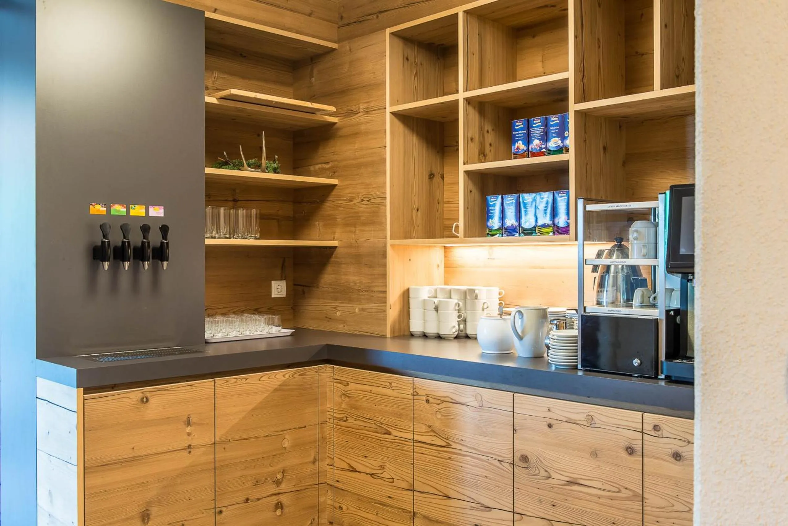 Coffee/tea facilities in Hotel Sonnenheim