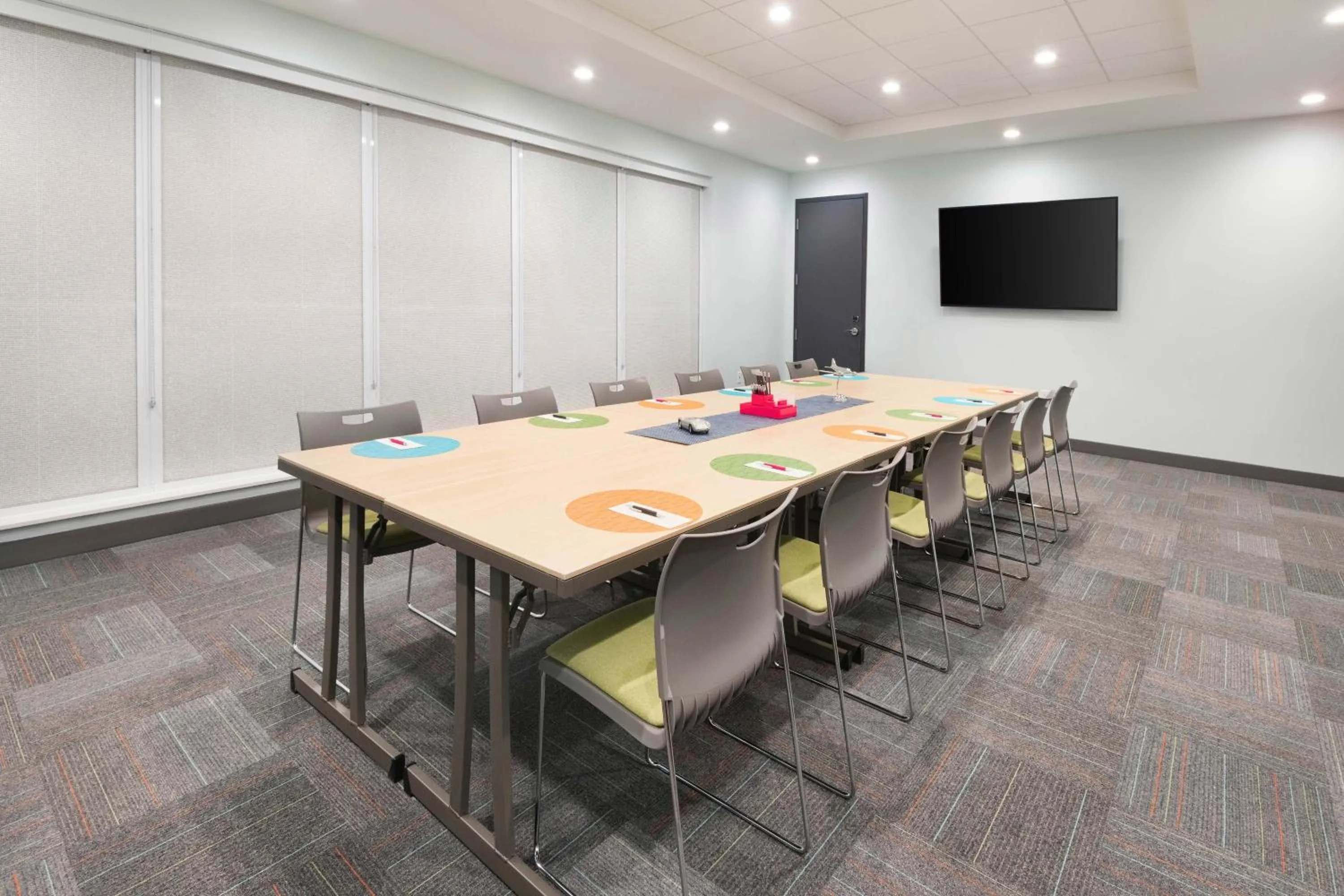 Meeting/conference room in Aloft Cincinnati West Chester