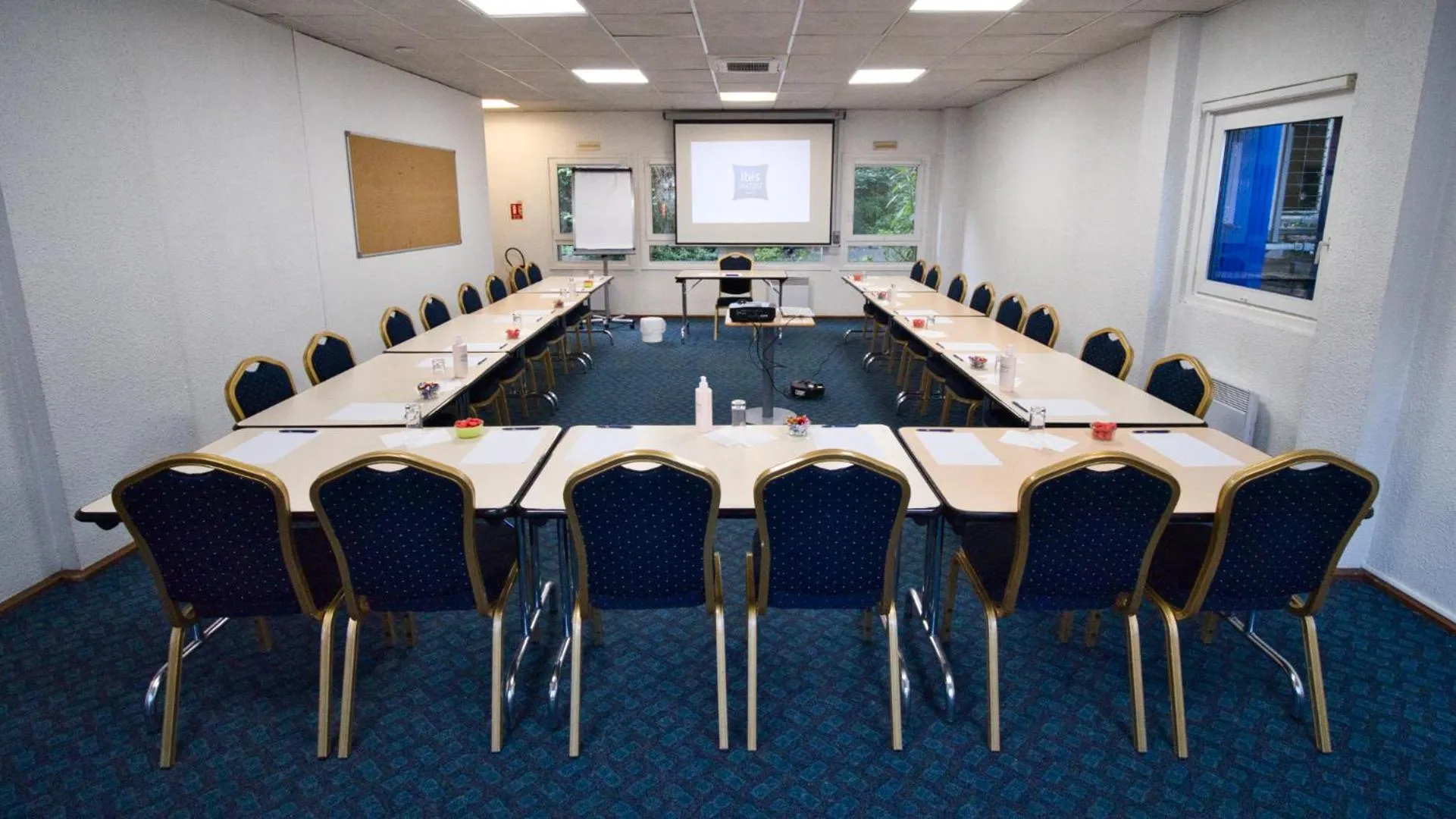 Business facilities in ibis budget Blois Centre