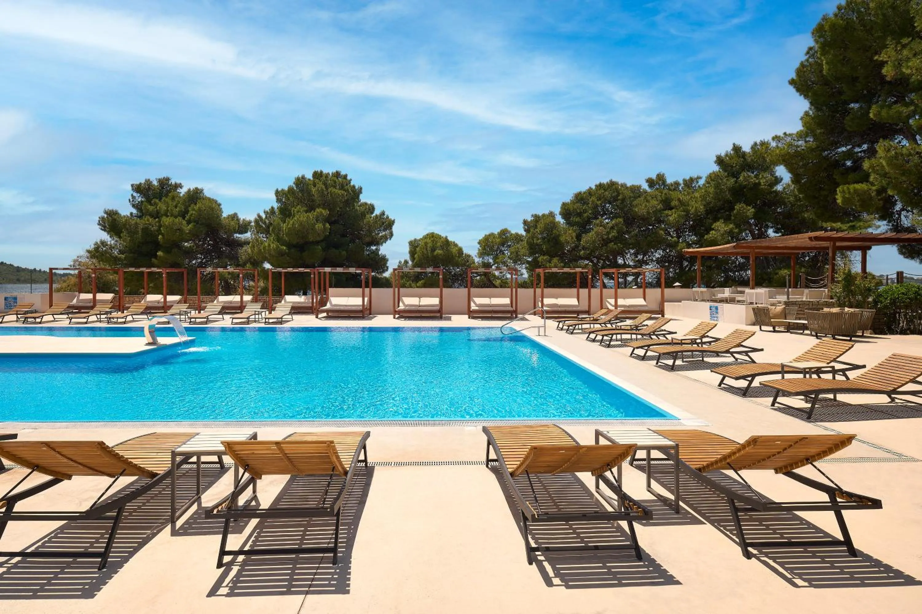 Swimming pool in Ville Imperial Vodice