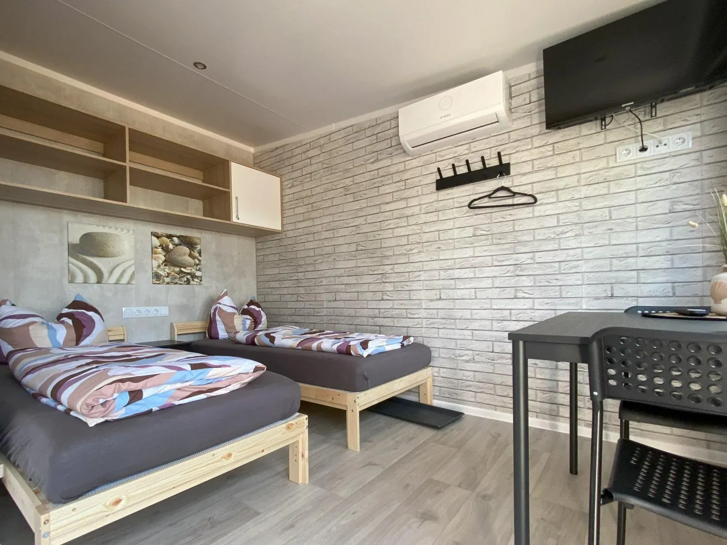 Bed in Seehaus Mamming - Hotel - Schlaffässer - Biergarten - Camping