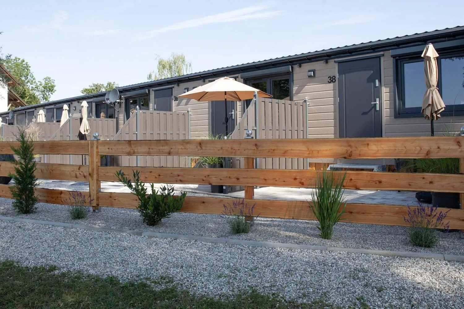 Seehaus Mamming - Hotel - Schlaffässer - Biergarten - Camping