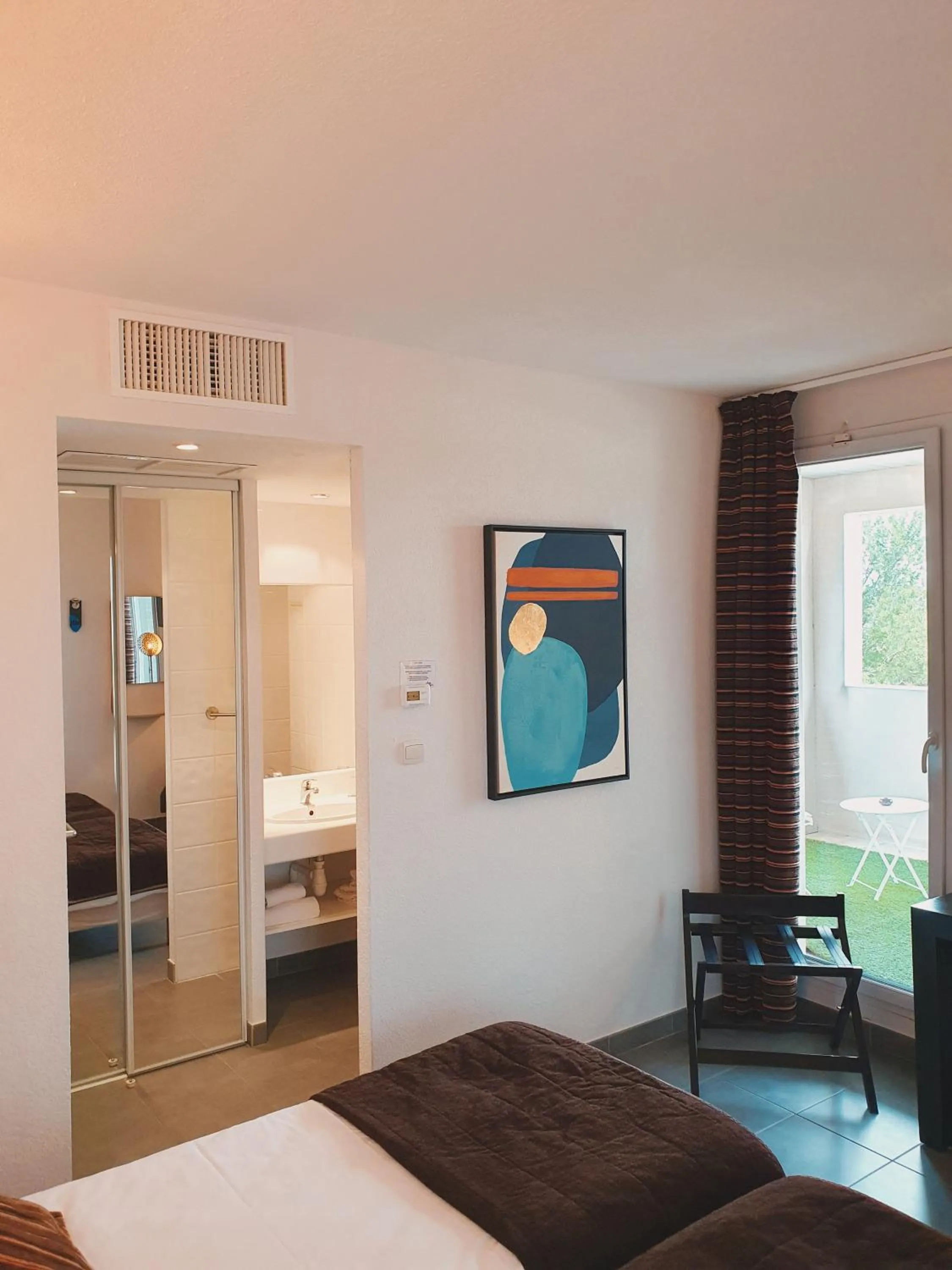 Bed in Patio De Violette