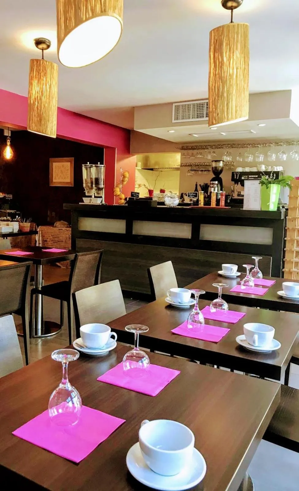 Lounge or bar in Patio De Violette