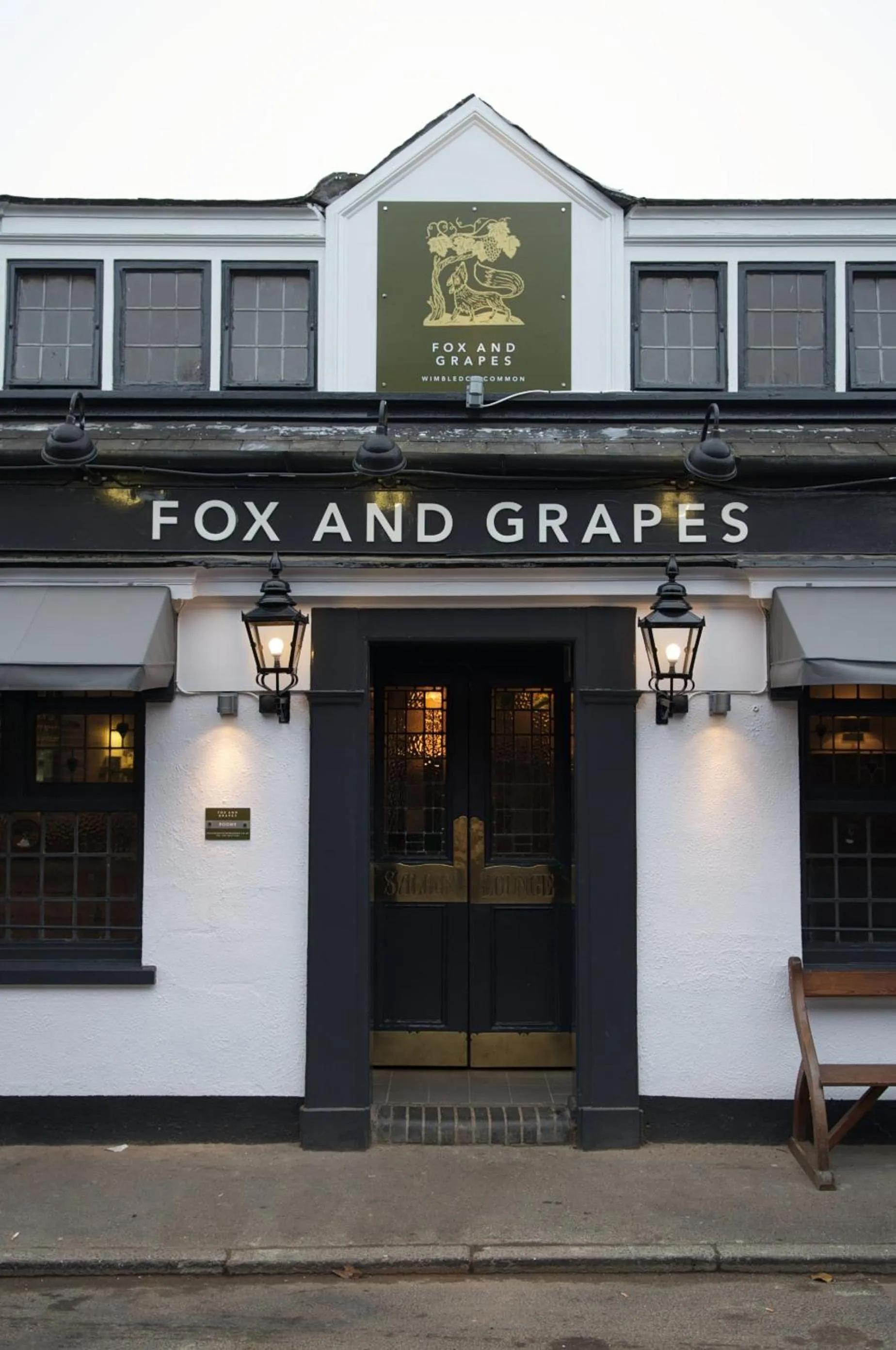 Facade/entrance in Fox and Grapes