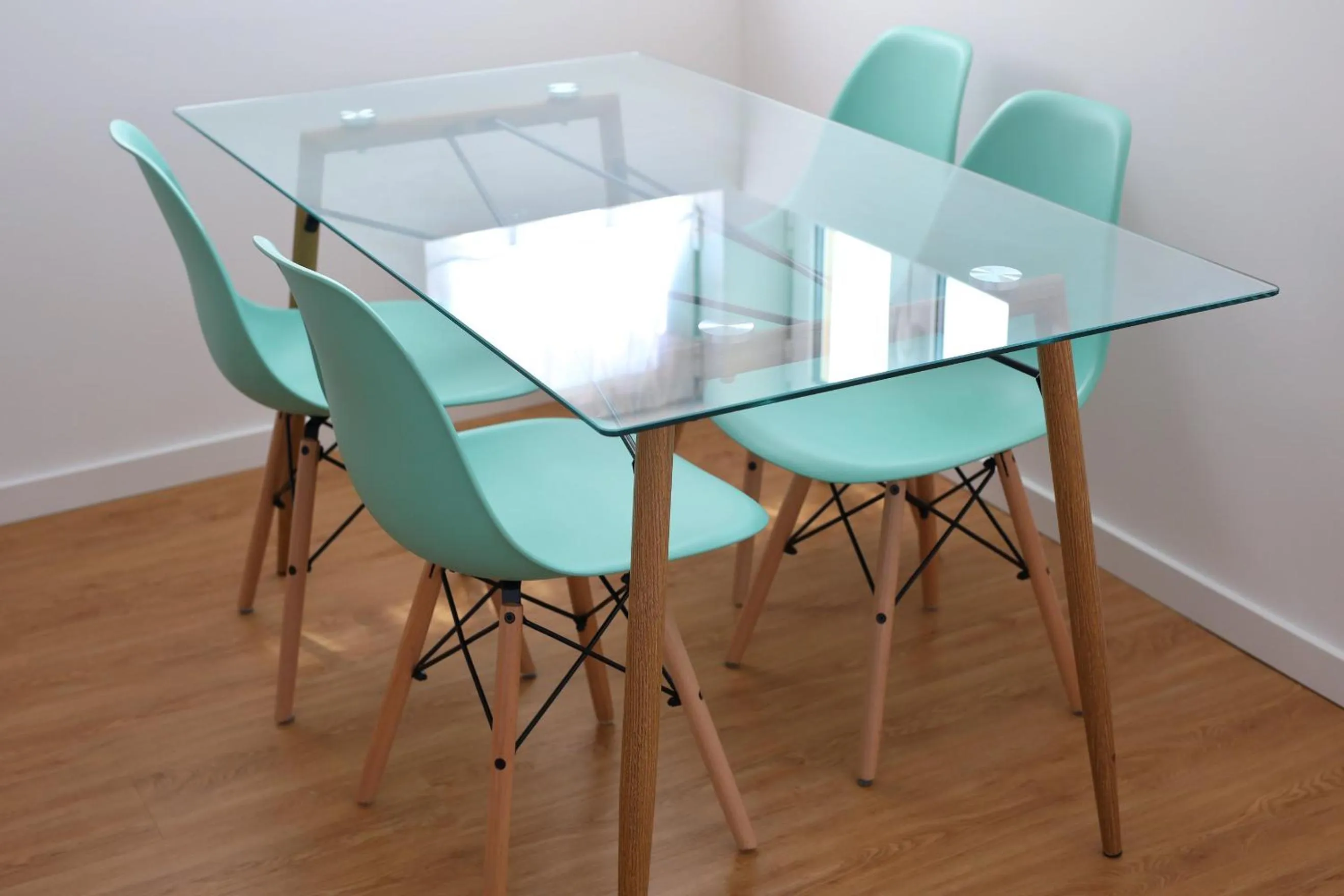 Business facilities in Glass Boutique - Rooms & Suites