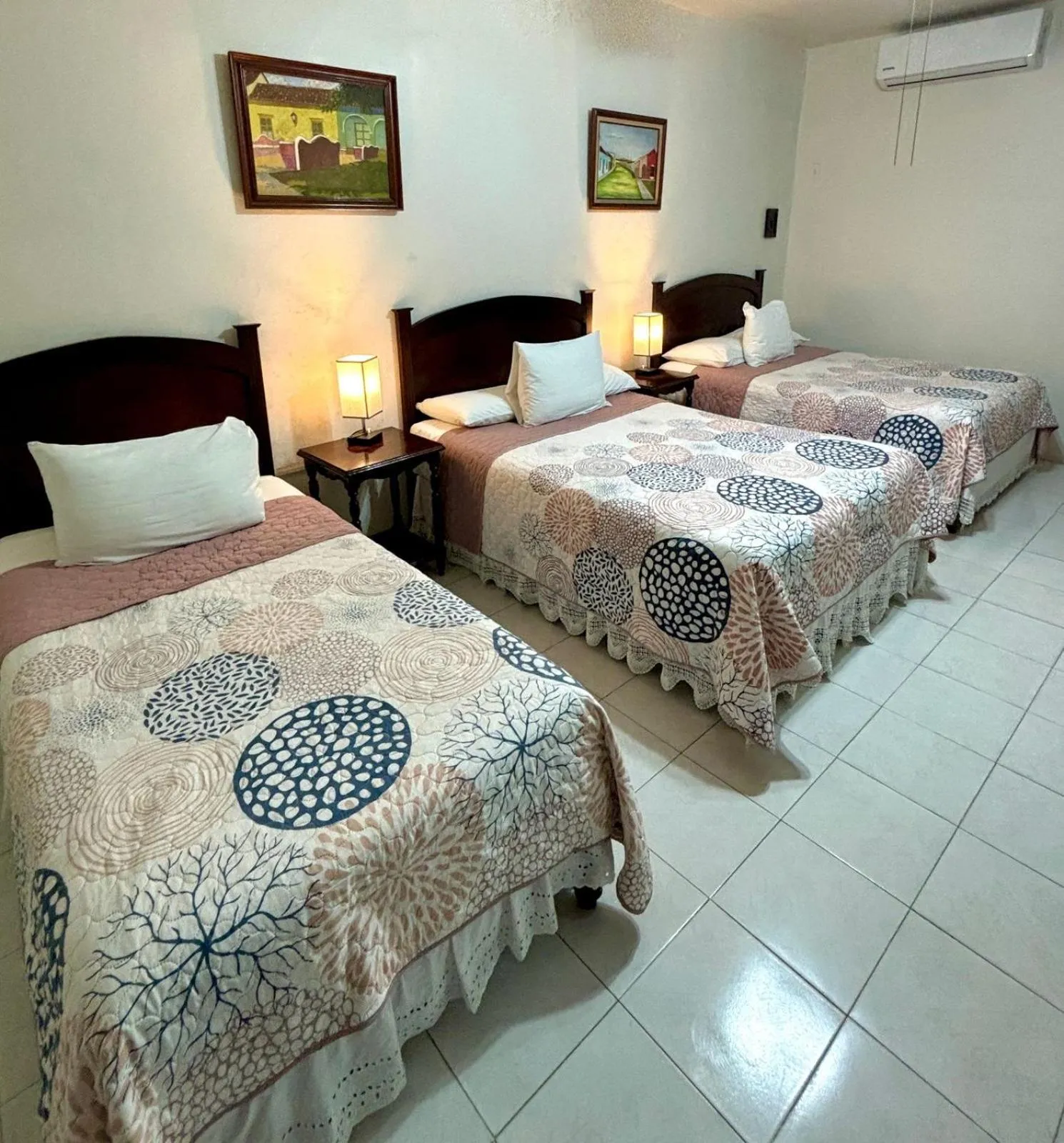 Bed in Hotel Casa Blanca