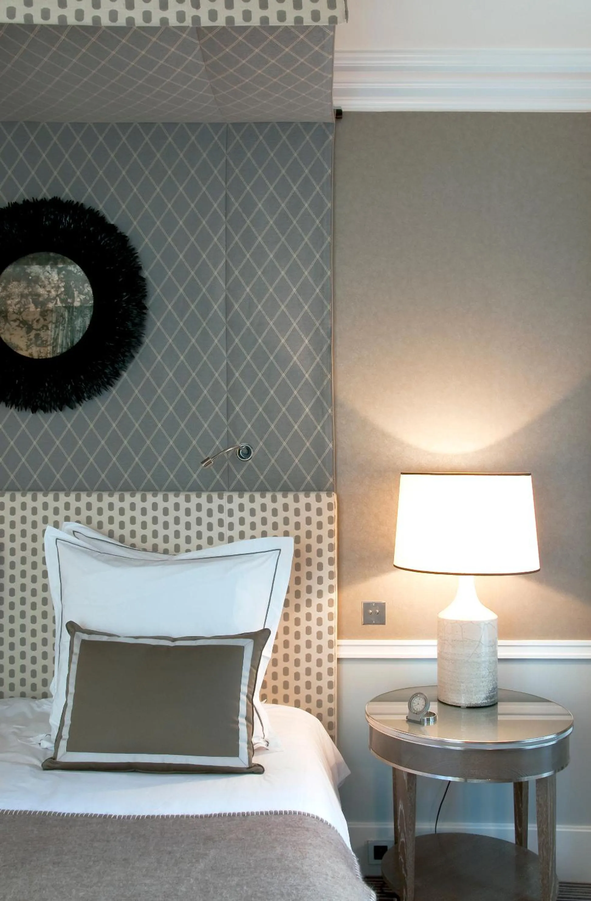 Bed in Hôtel Recamier