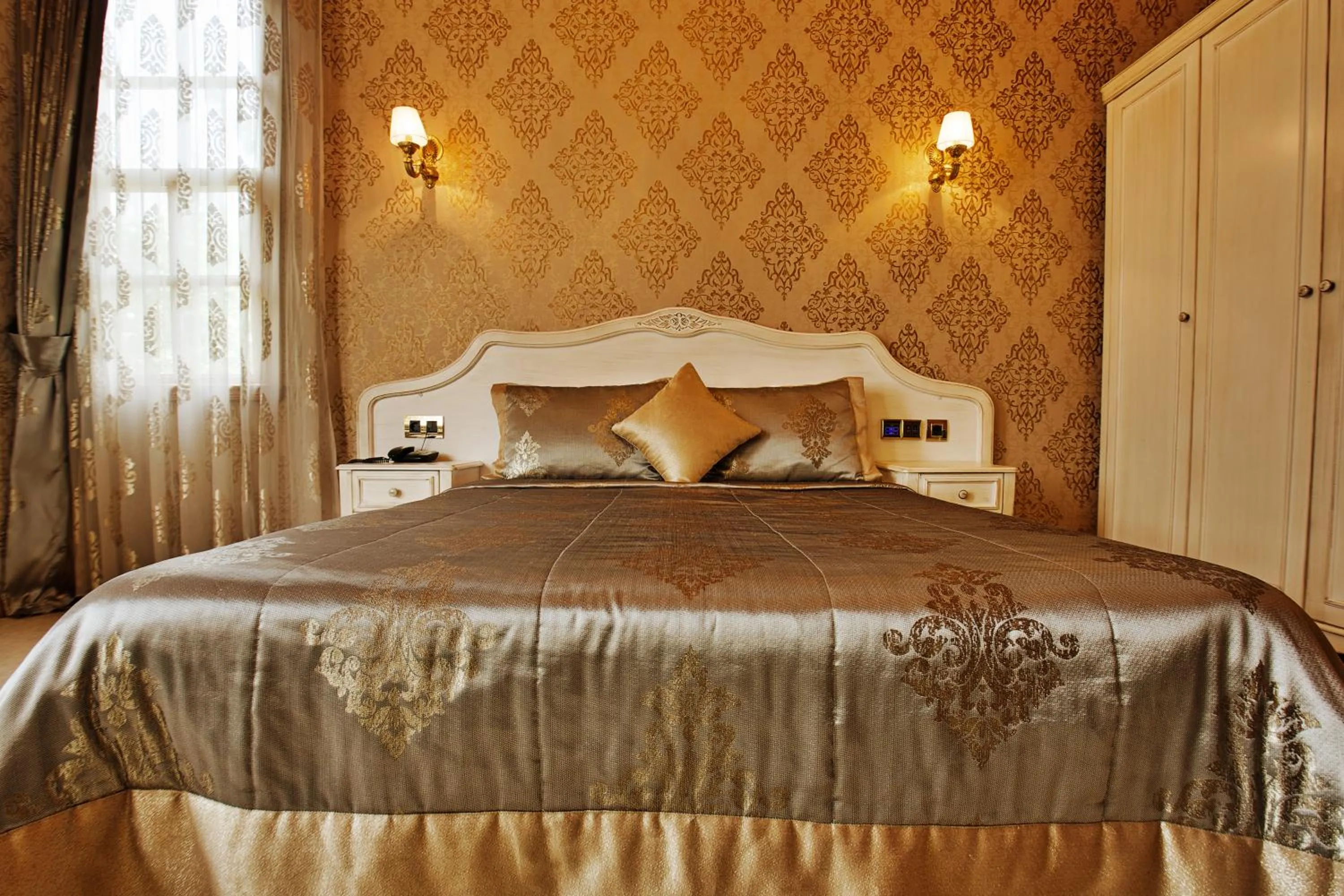 Decorative detail, Bed in Ada Palas Buyukada