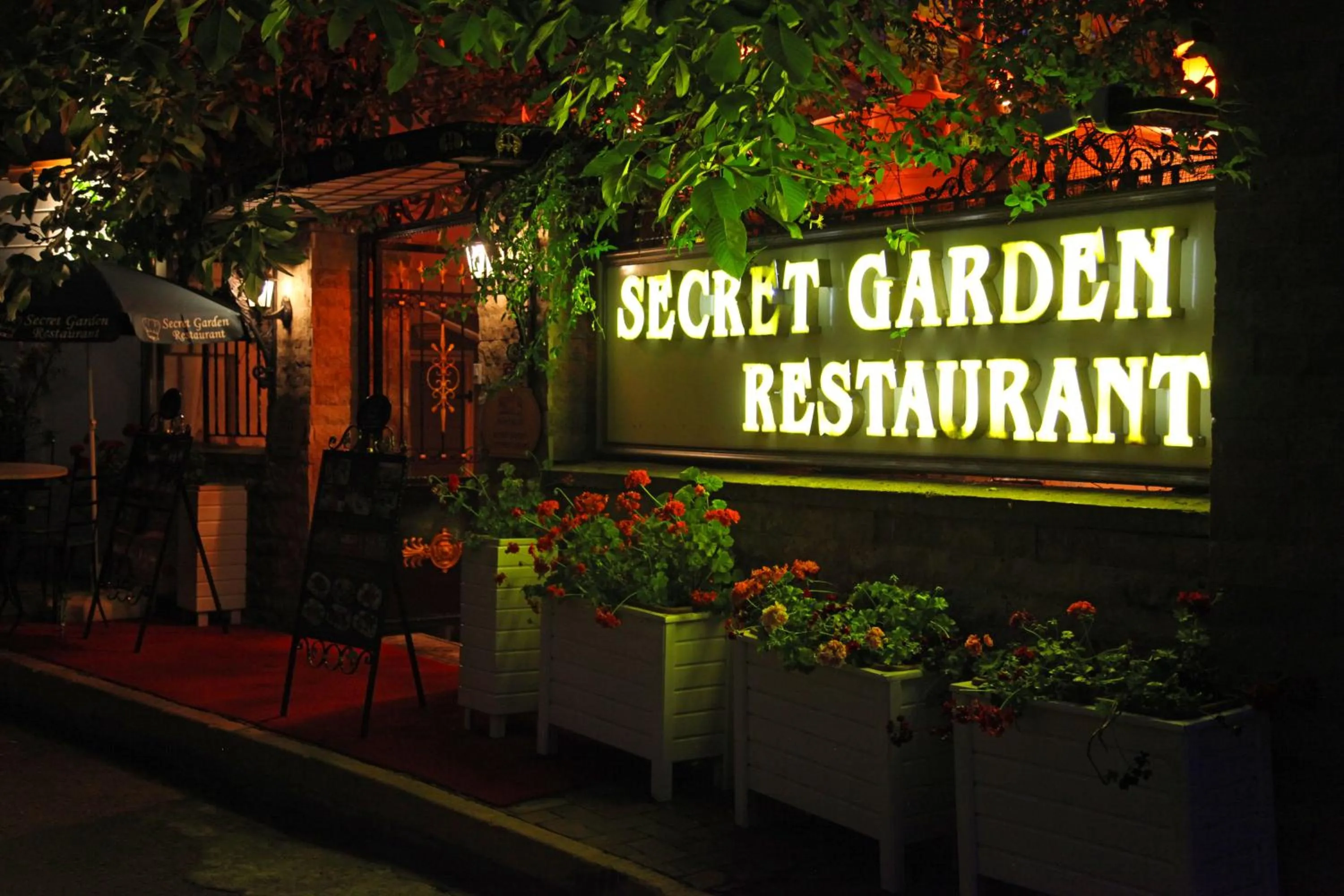 Restaurant/places to eat in Ada Palas Buyukada