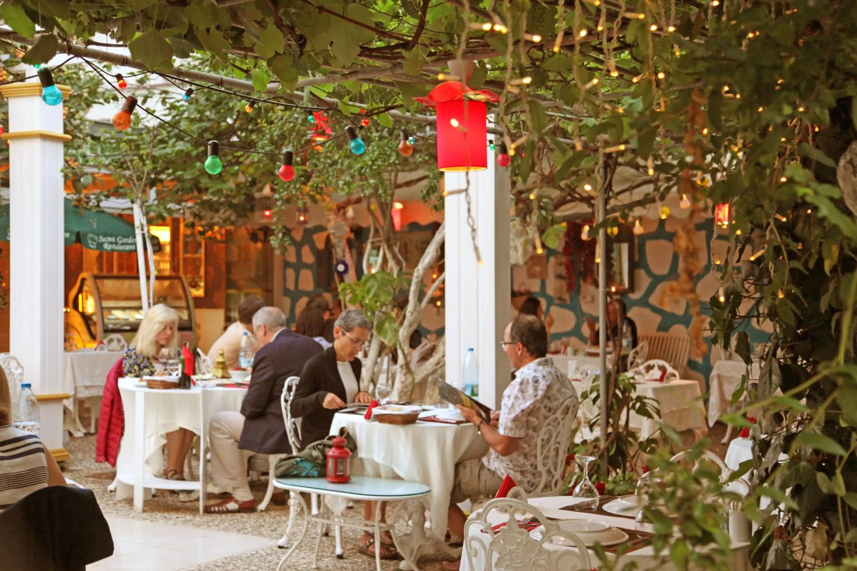 Restaurant/places to eat in Ada Palas Buyukada