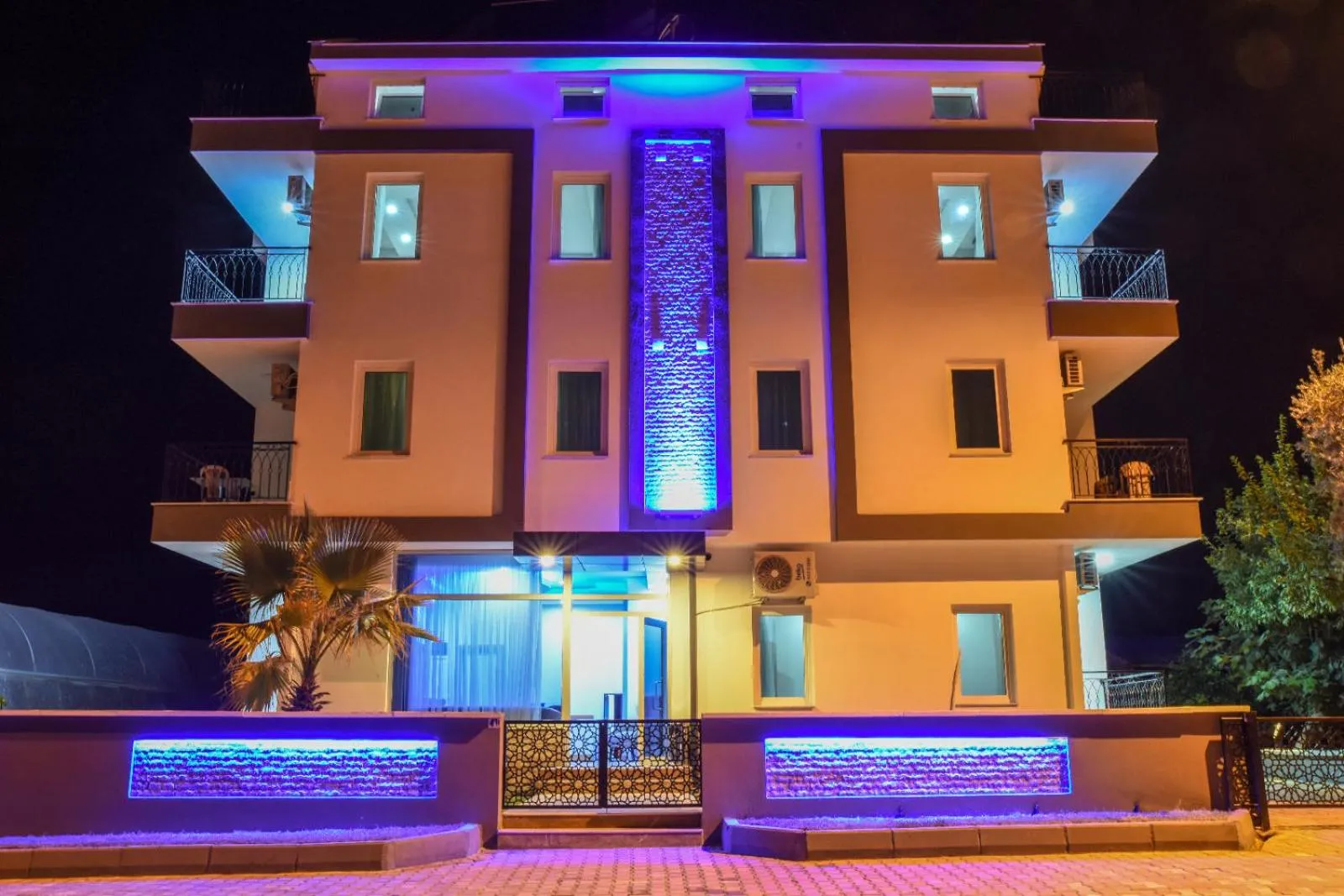 Property building in İRBEÇ APART & BUNGALOW