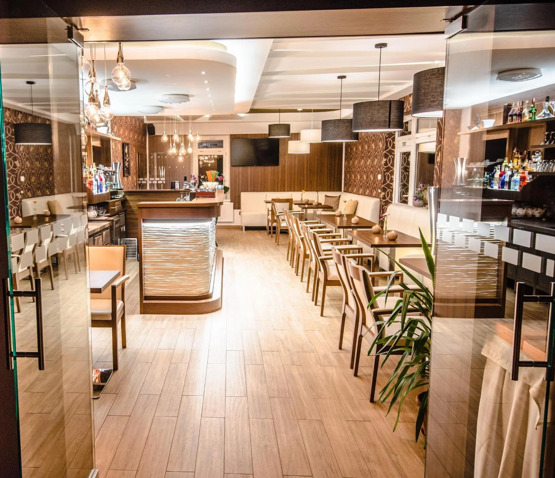 Restaurant/places to eat in Penzion Panda