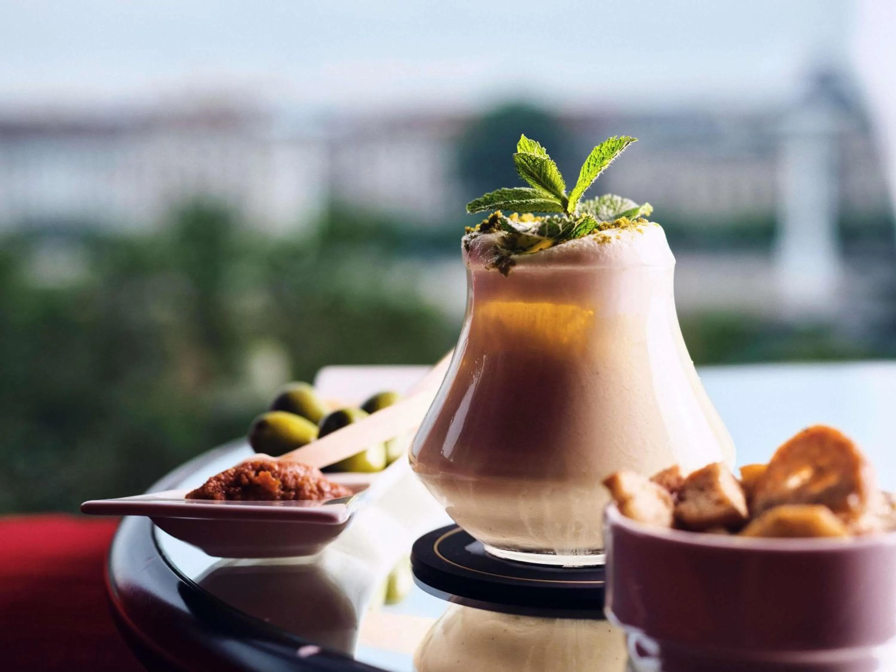 Lounge or bar in Sofitel Lyon Bellecour