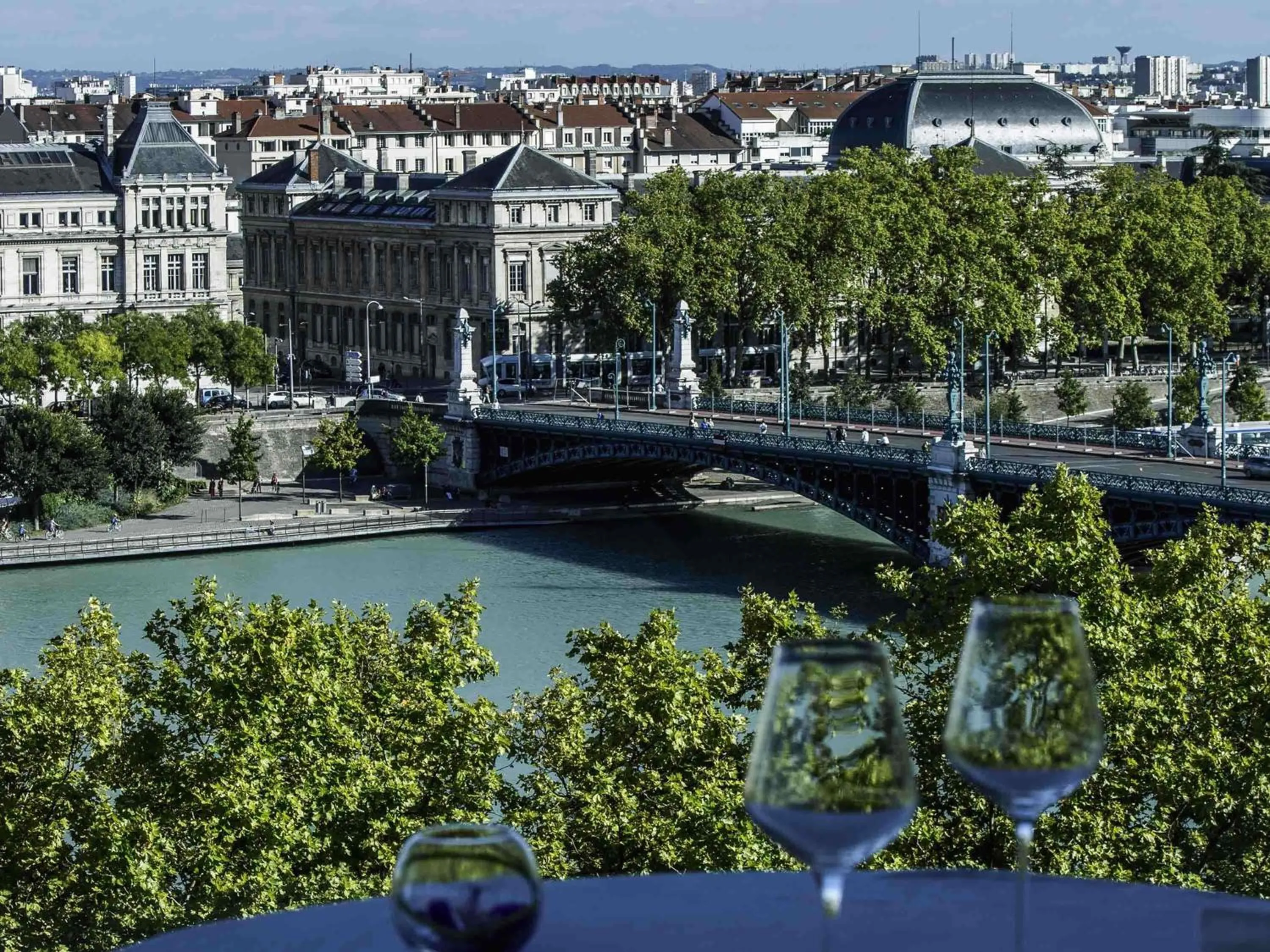 Restaurant/places to eat in Sofitel Lyon Bellecour