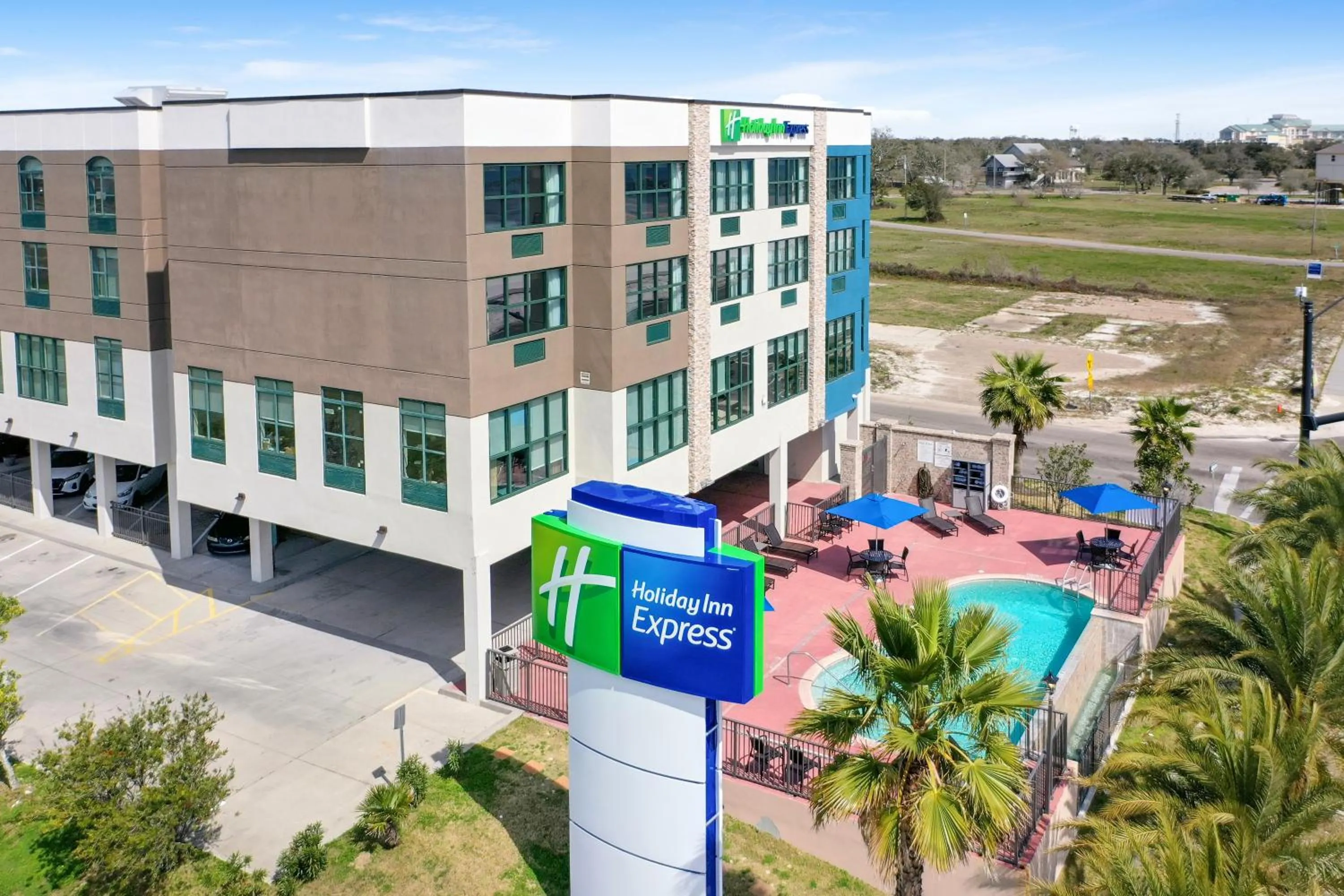 Property building in Holiday Inn Express - Gulfport Beach by IHG