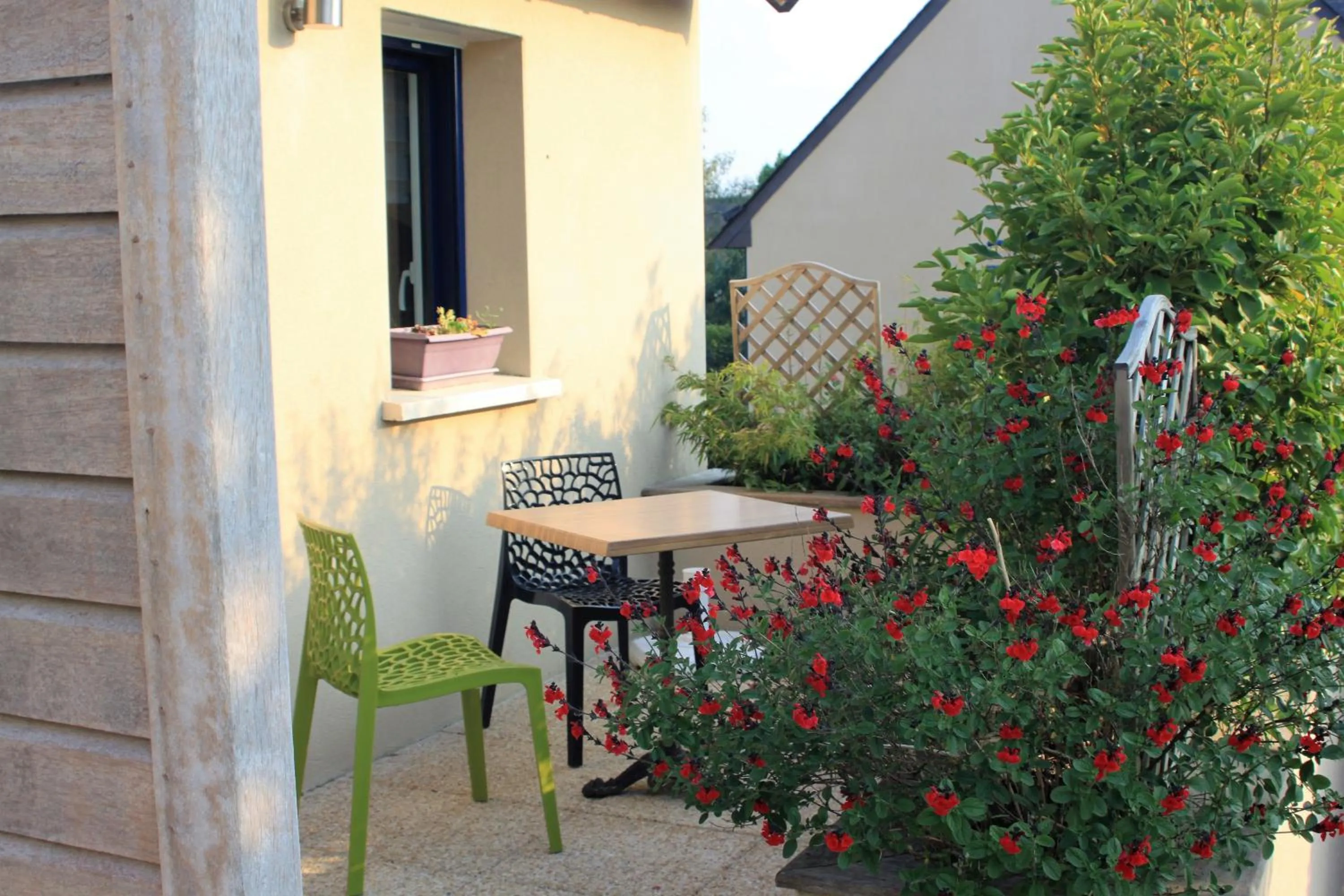 Balcony/Terrace in Hôtel - Restaurant l'Hortensia
