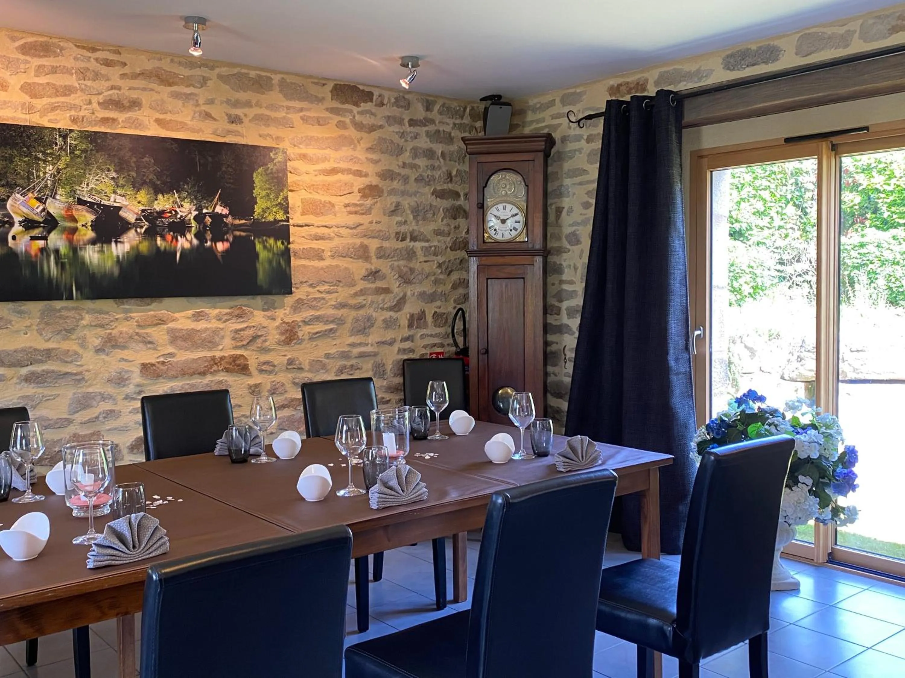 Restaurant/places to eat in Hôtel - Restaurant l'Hortensia