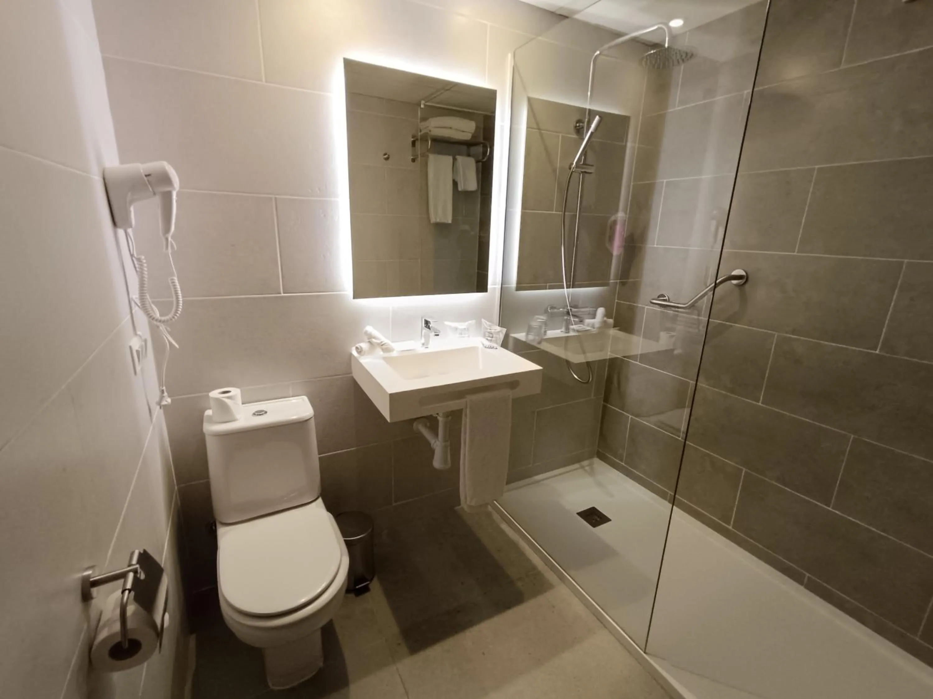 Bathroom in Mendez Nuñez Alicante