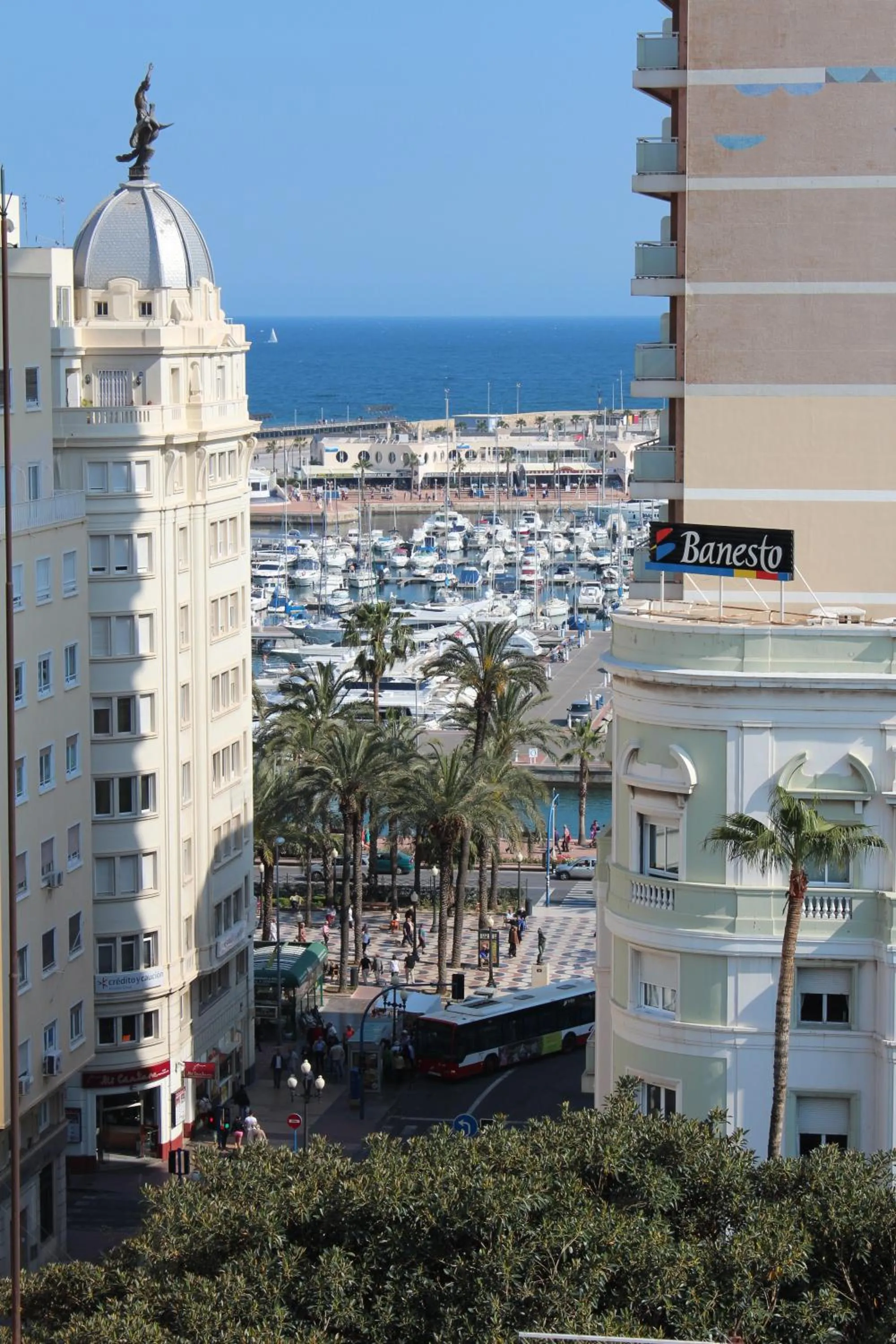 Area and facilities in Mendez Nuñez Alicante