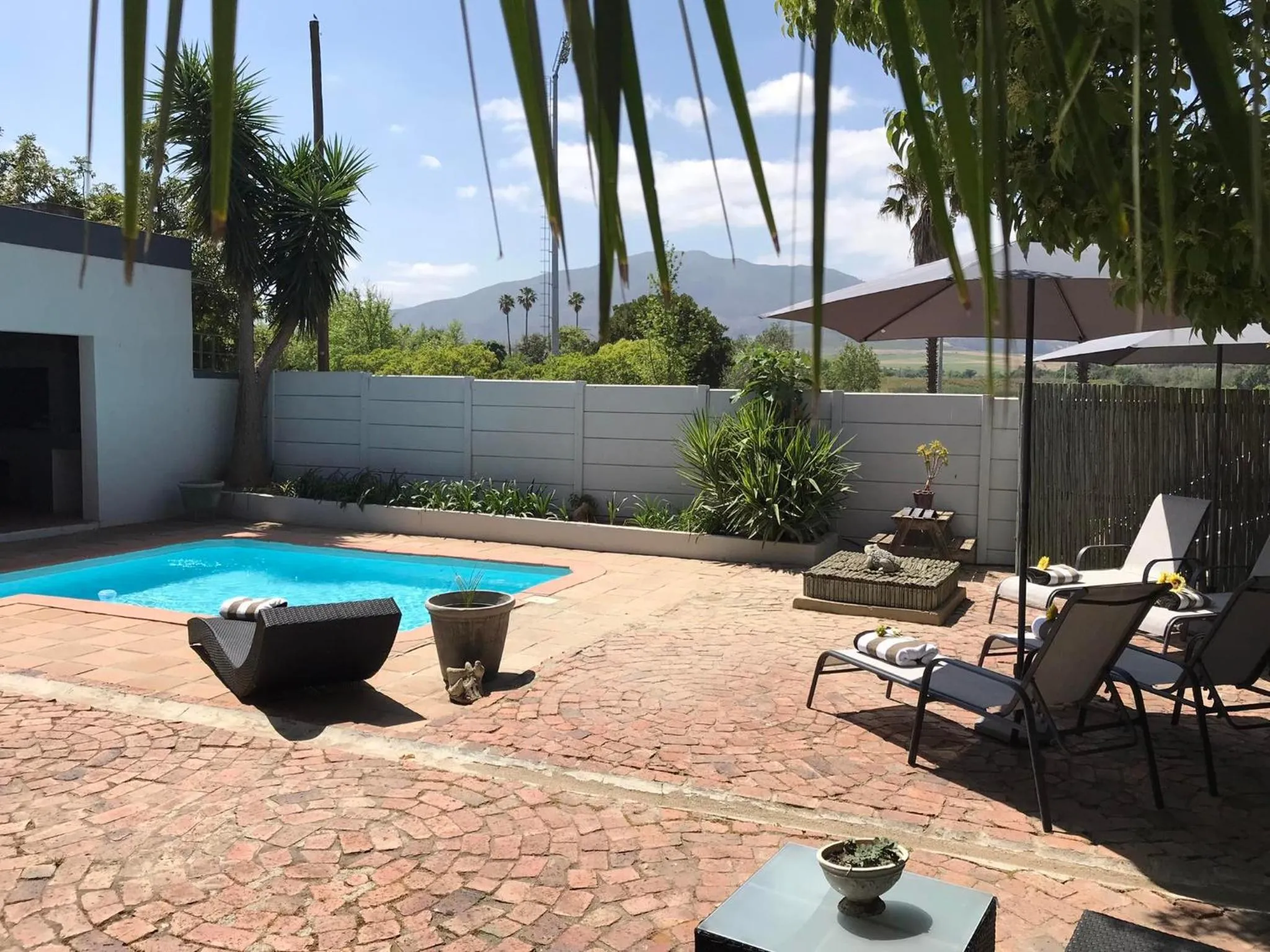 B&B Sauvignon Country Lodge